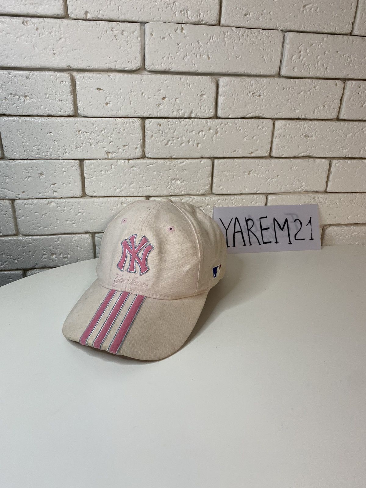 Vintage New York Yankees adidas vintage cap hat Size ONE SIZE - 1 Thumbnail