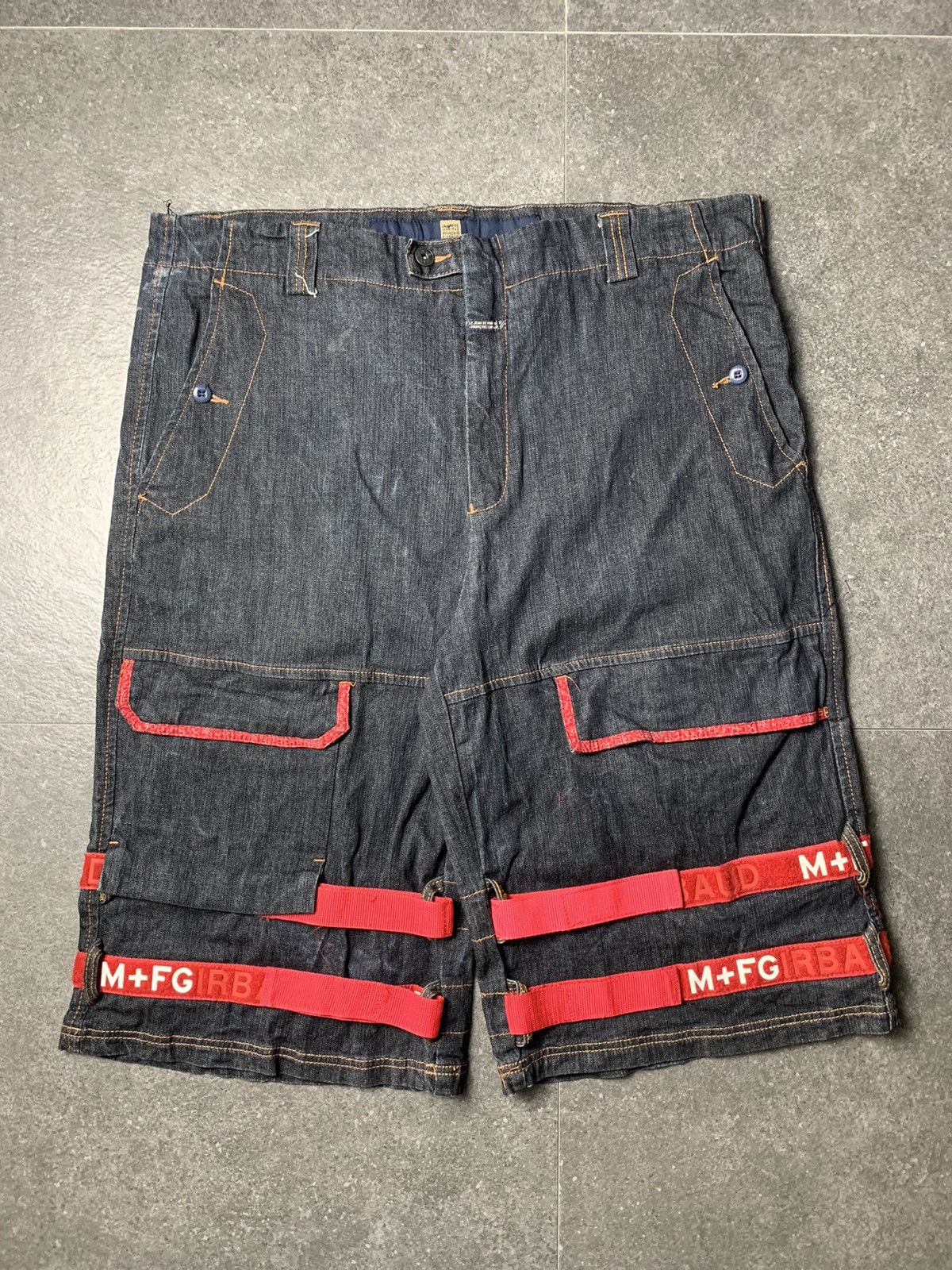 Marithe + Francois Girbaud 2000s Marithe Francois Girbaud Double Shuttle Tape Jorts Size US 40 / EU 56 - 2 Thumbnail
