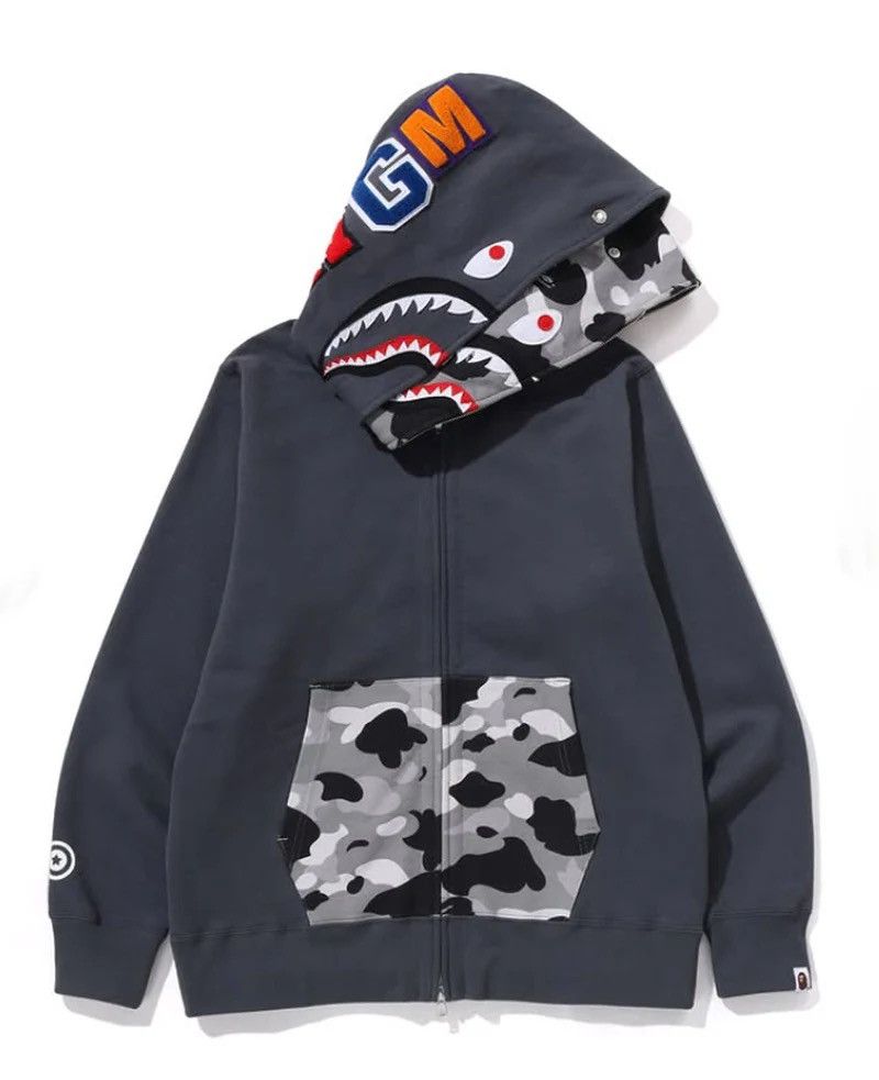 Bape Bape Shark Zip Hoodie Size ONE SIZE - 1 Thumbnail