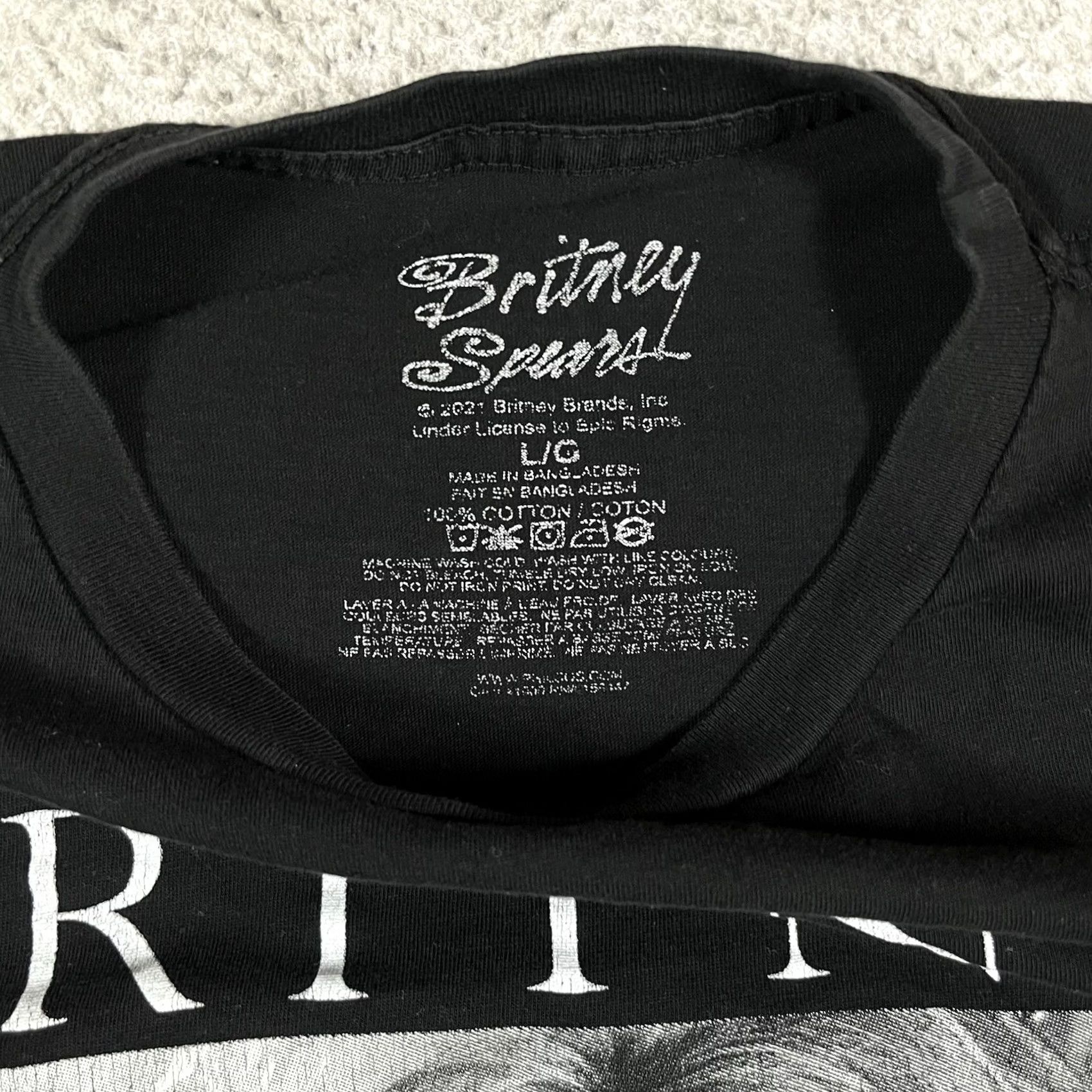 Vintage Britney Spears Shirt Mens L Black Graphic Print 90s Music Pop T-Shirt Short Sleeve Crew Neck Regular Fit Size US L / EU 52-54 / 3 - 2 Thumbnail