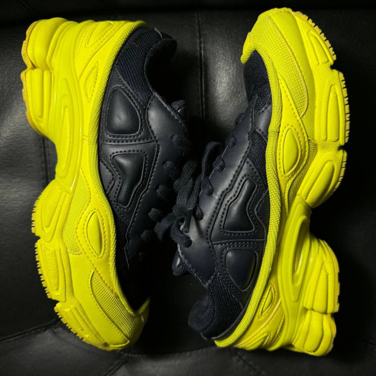 Adidas × Raf Simons 4,5us Adidas Raf Simons Ozweego Yellow Size US 4.5 / IT 34.5 - 4 Thumbnail