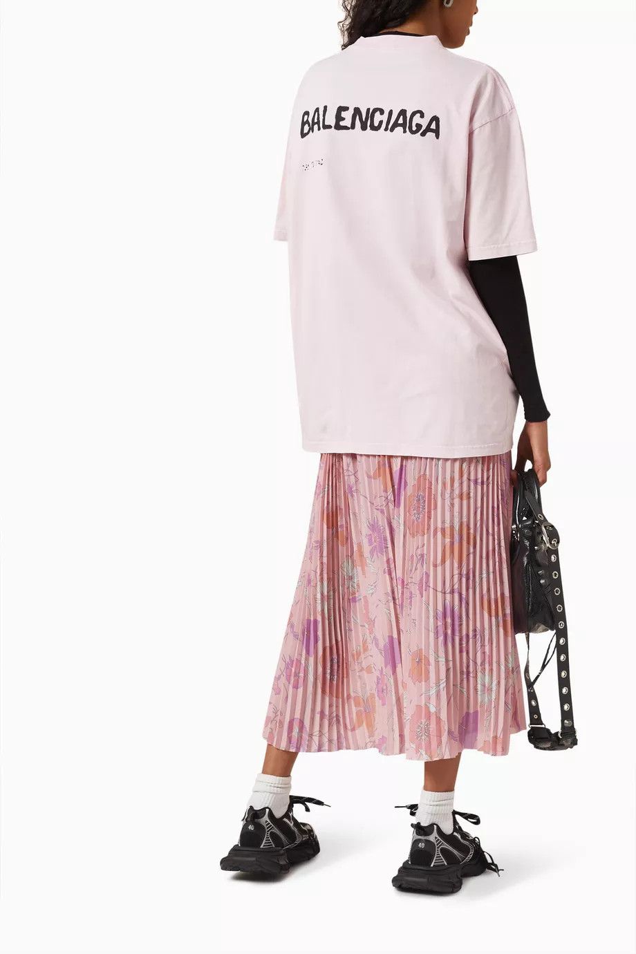 Balenciaga o1srvl11e0325 Hand-Drawn T-Shirt Large Fit in Light Pink Size M / US 6-8 / IT 42-44 - 4 Thumbnail