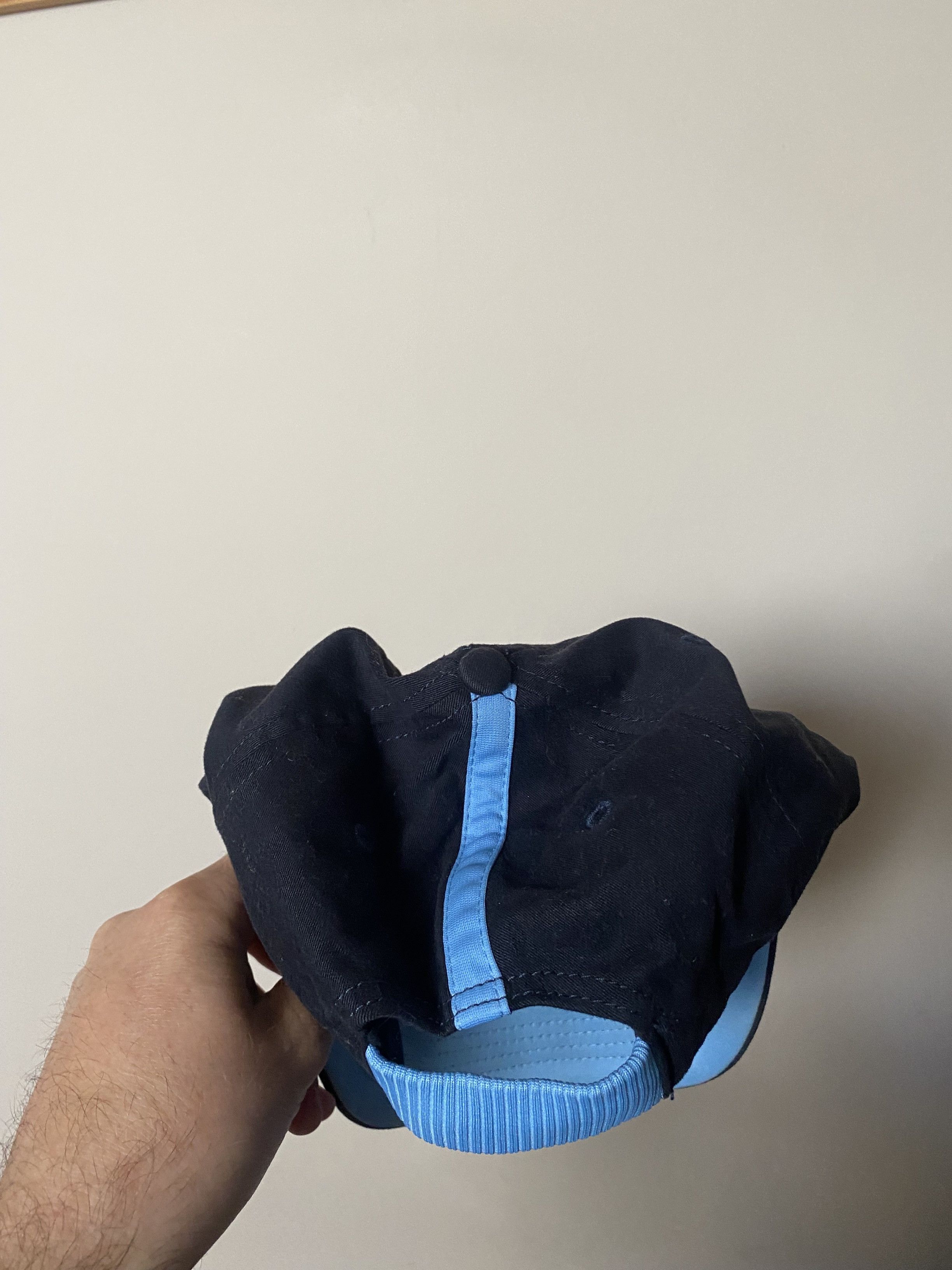 Umbro Cap MANCHESTER CITY - 2010 - 2011 - Umbro - UNIQUE Size ONE SIZE - 3 Thumbnail