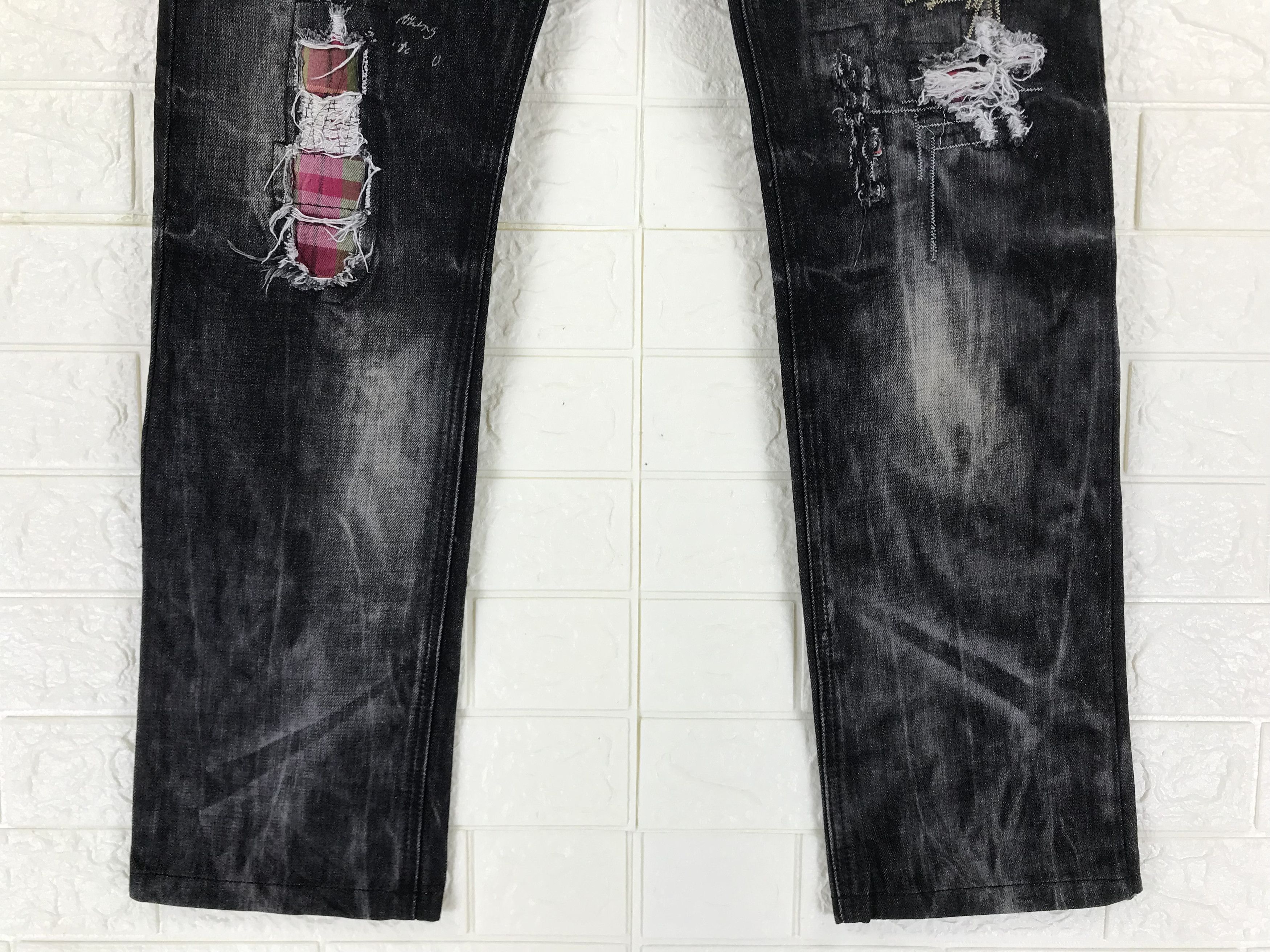 Japanese Brand Classic Jeans Faded Black Distressed Design Denim Size US 35 - 4 Thumbnail