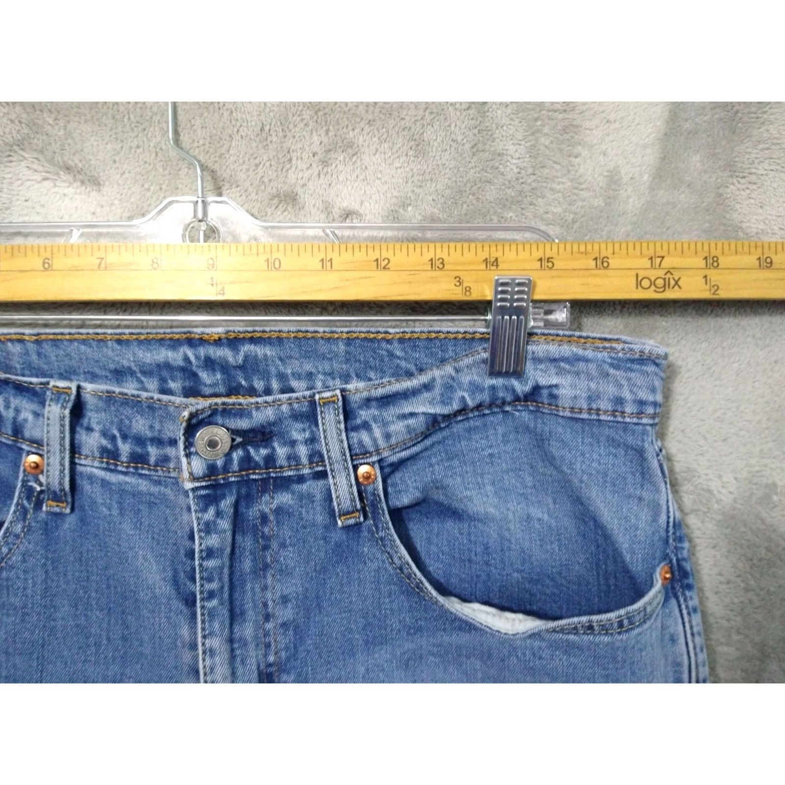 Levi's Levis 559 Jeans Mens 34x32 Blue Denim Relaxed Straight Leg Medium Wash Jeans Size US 34 / EU 50 - 3 Thumbnail
