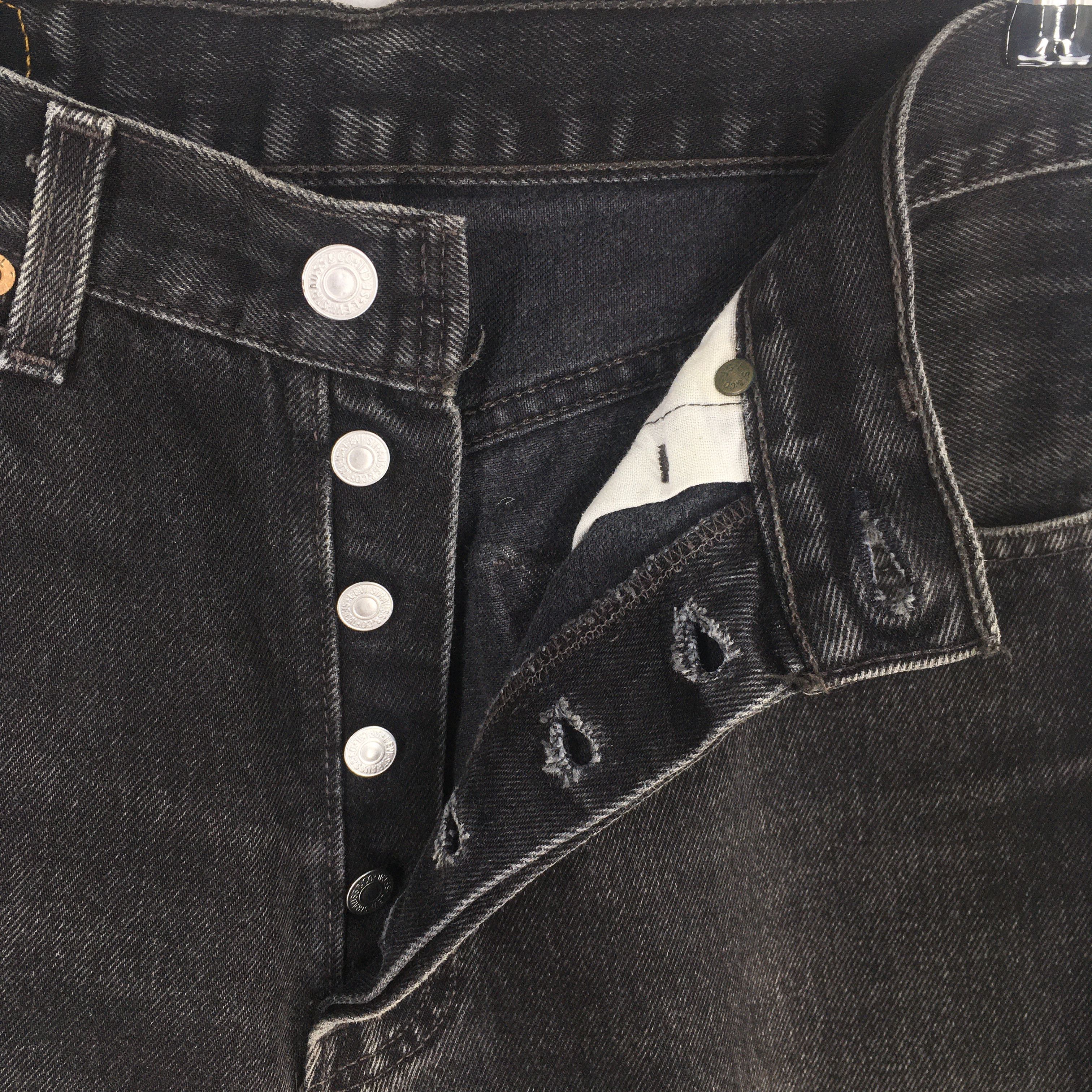 Levi's Size 29x29.5 Vintage 90s Levi's 501 Faded Black Jeans S728 Size US 29 - 6 Thumbnail
