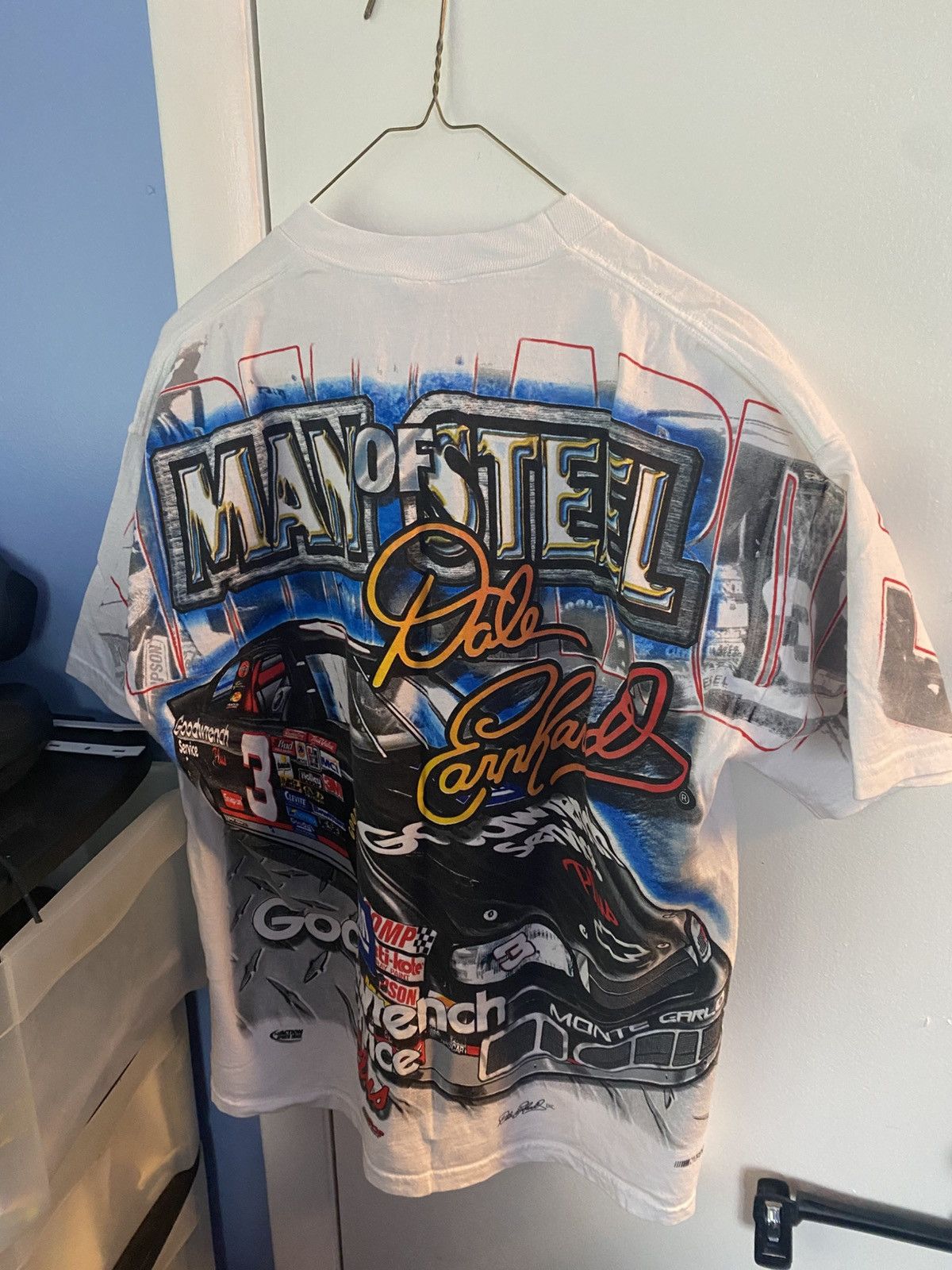 Vintage 2000s Dale Earnhardt Jr. AOP Budweiser NASCAR tee Size US M / EU 48-50 / 2 - 2 Thumbnail