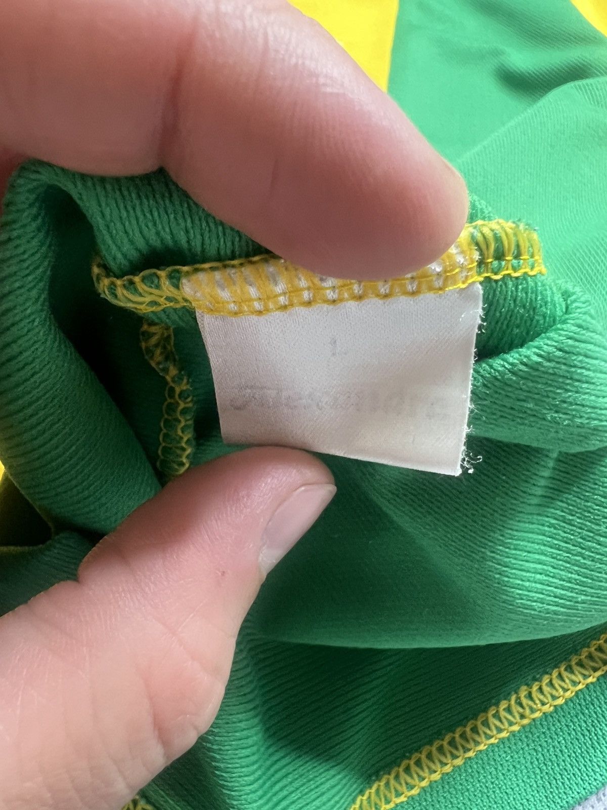 Other Norwich City Home Football Shirt 1999/01 Adults L Size US L / EU 52-54 / 3 - 14 Thumbnail