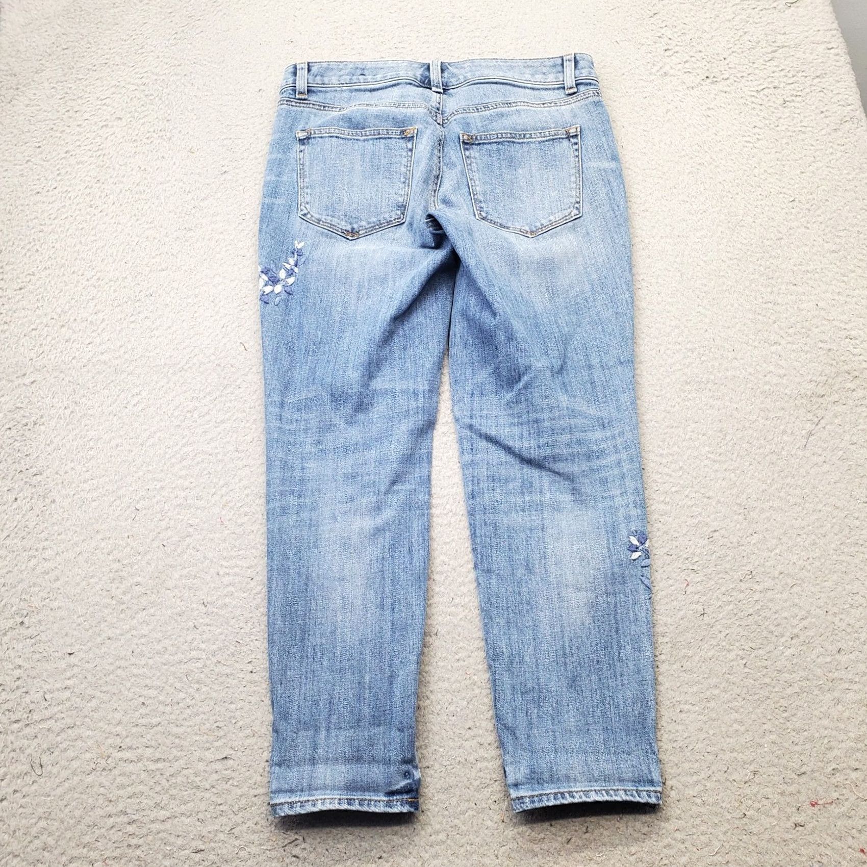 Talbots Talbots Womens Jeans 4P Blue Floral Embroidered Five Pocket Girlfriend Mid Rise Straight Size 27" / US 4 / IT 40 - 2 Thumbnail