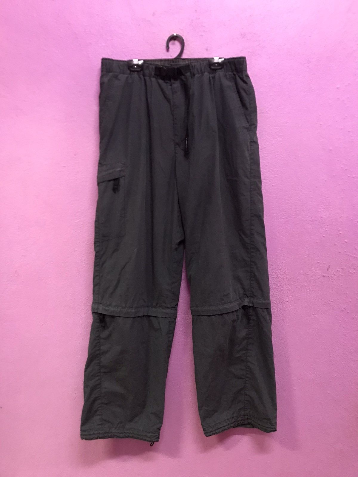 Airwalk Cropped Pants