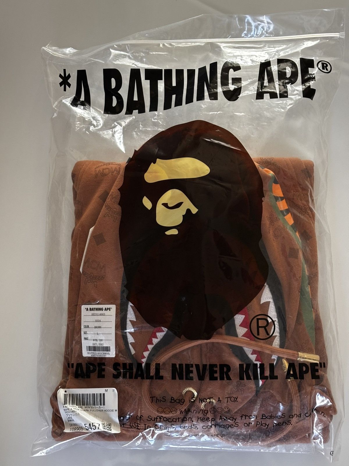 Bape Authentic ape bape x MCM shark pullover hoodie L new Size US L / EU 52-54 / 3 - 18 Thumbnail
