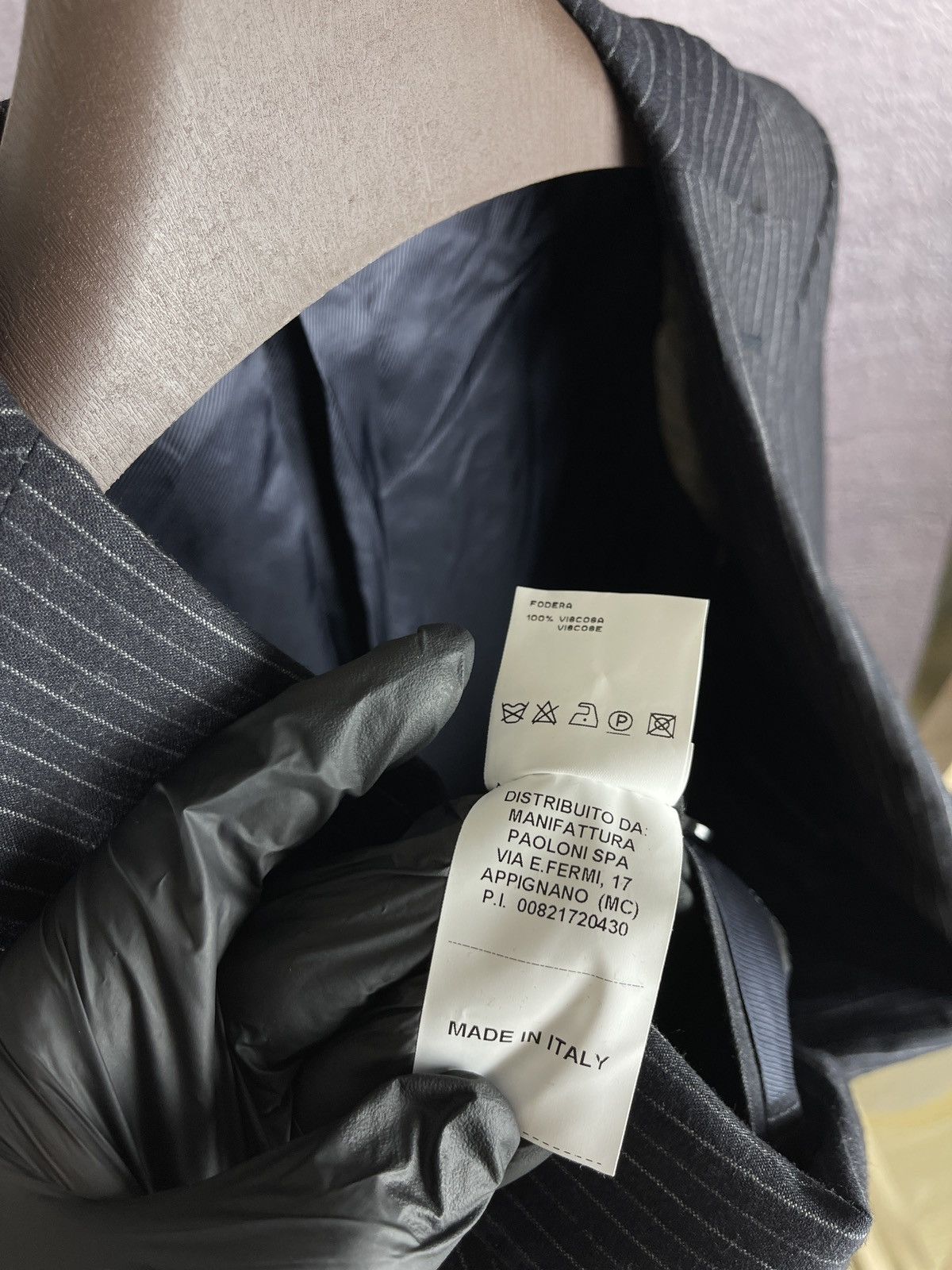 Paoloni Paoloni wool black striped 2 button 2 pcs suit made in Italy Size 36R - 13 Thumbnail