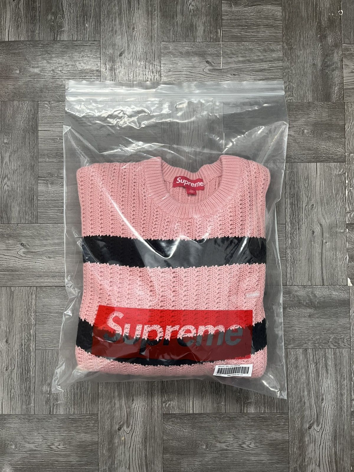 Supreme Supreme Loose Gauge Stripe Small Box Sweater Size US L / EU 52-54 / 3 - 3 Thumbnail