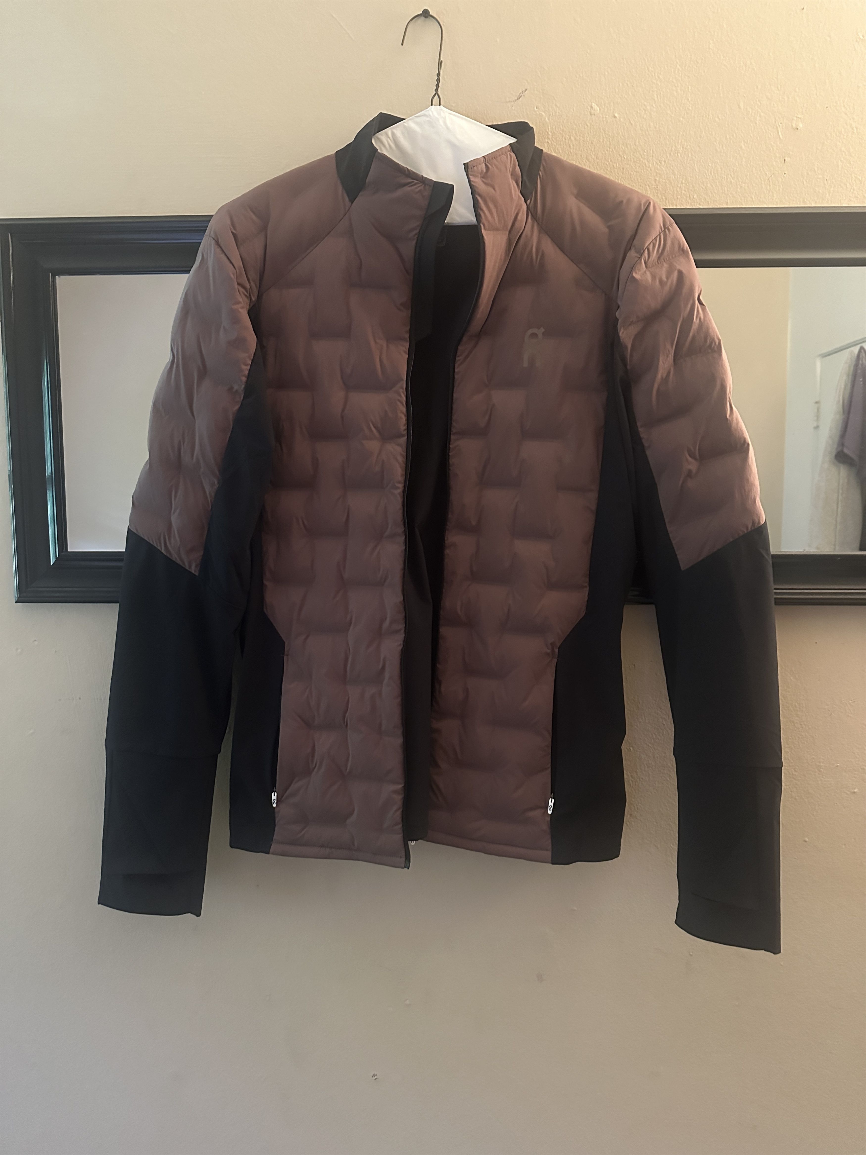 On ON insulated jacket Size US L / EU 52-54 / 3 - 1 Thumbnail