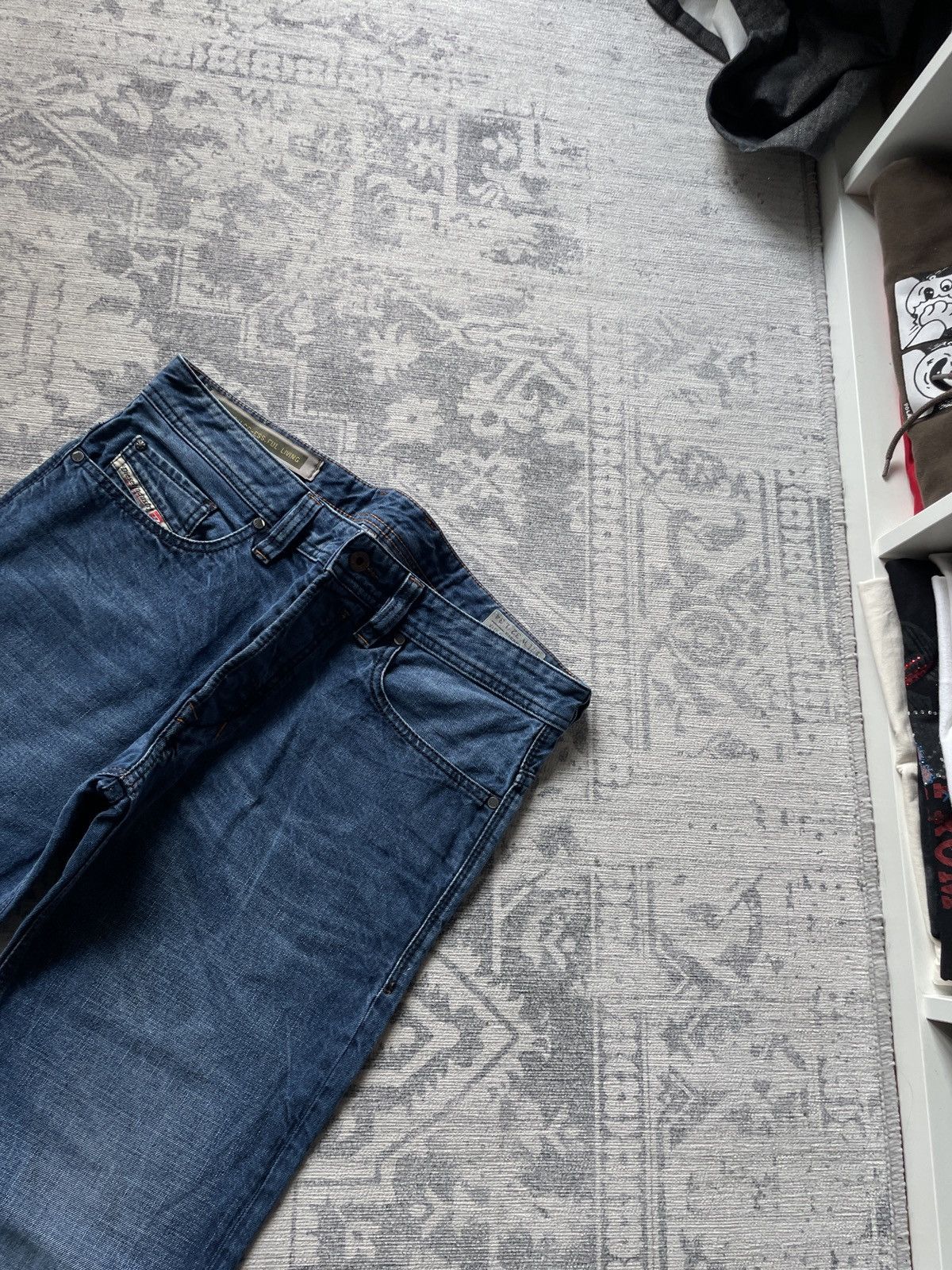 Japanese Brand Vintage Diesel Jeans Mud Washed Faded Baggy Wide Japanese Size US 32 / EU 48 - 4 Thumbnail
