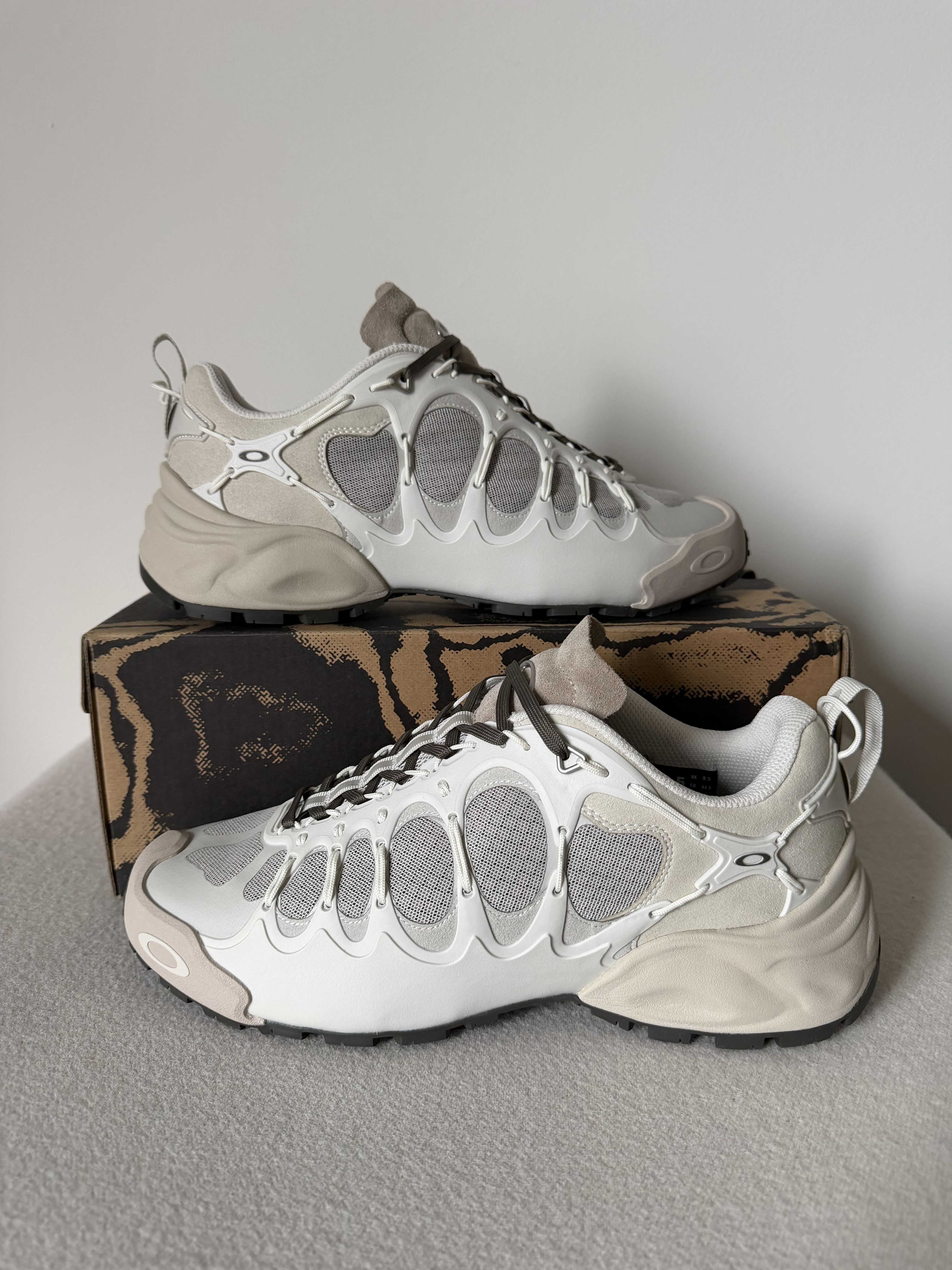 Oakley Oakley Factory Team Ibex Sneakers in Cream Size US 7 / EU 40 - 2 Thumbnail