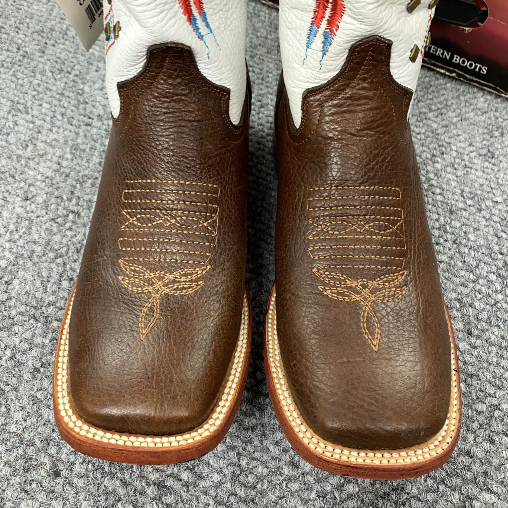Vintage VINTAGE Ferrini Western Boots Womens Size 8.5 Leather Cowgirl Square Toe Studded Southwestern Brown and White 90s Size US 8.5 / IT 38.5 - 3 Thumbnail