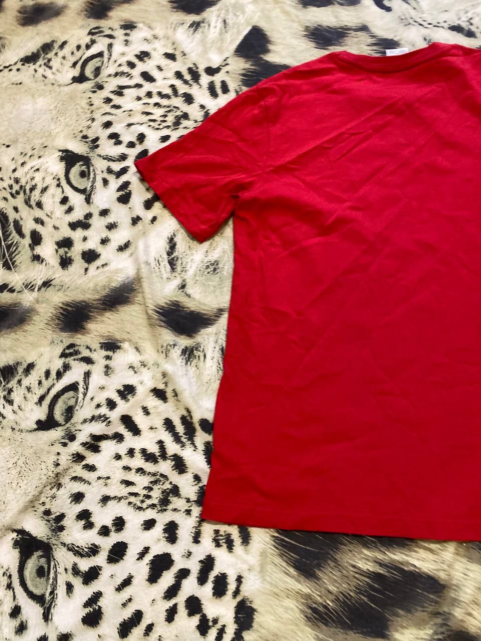 Nike Vintage Nike Big Y2K Logo Red Short Sleeve T-Shirt Size L Size US L / EU 52-54 / 3 - 14 Thumbnail