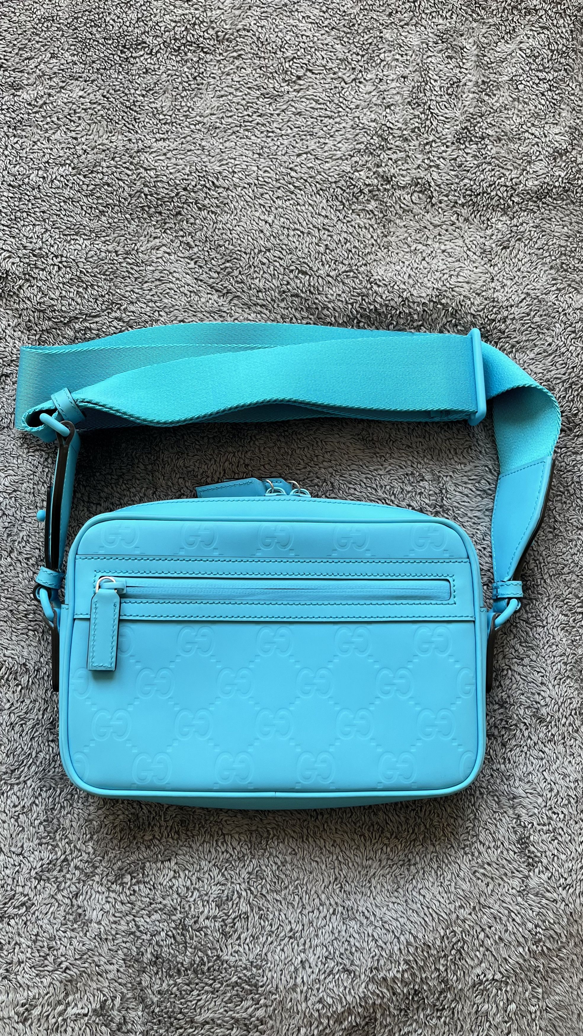 Gucci Gucci Front Zip GG Rubber Effect Bag – Light Blue Size ONE SIZE - 1 Thumbnail