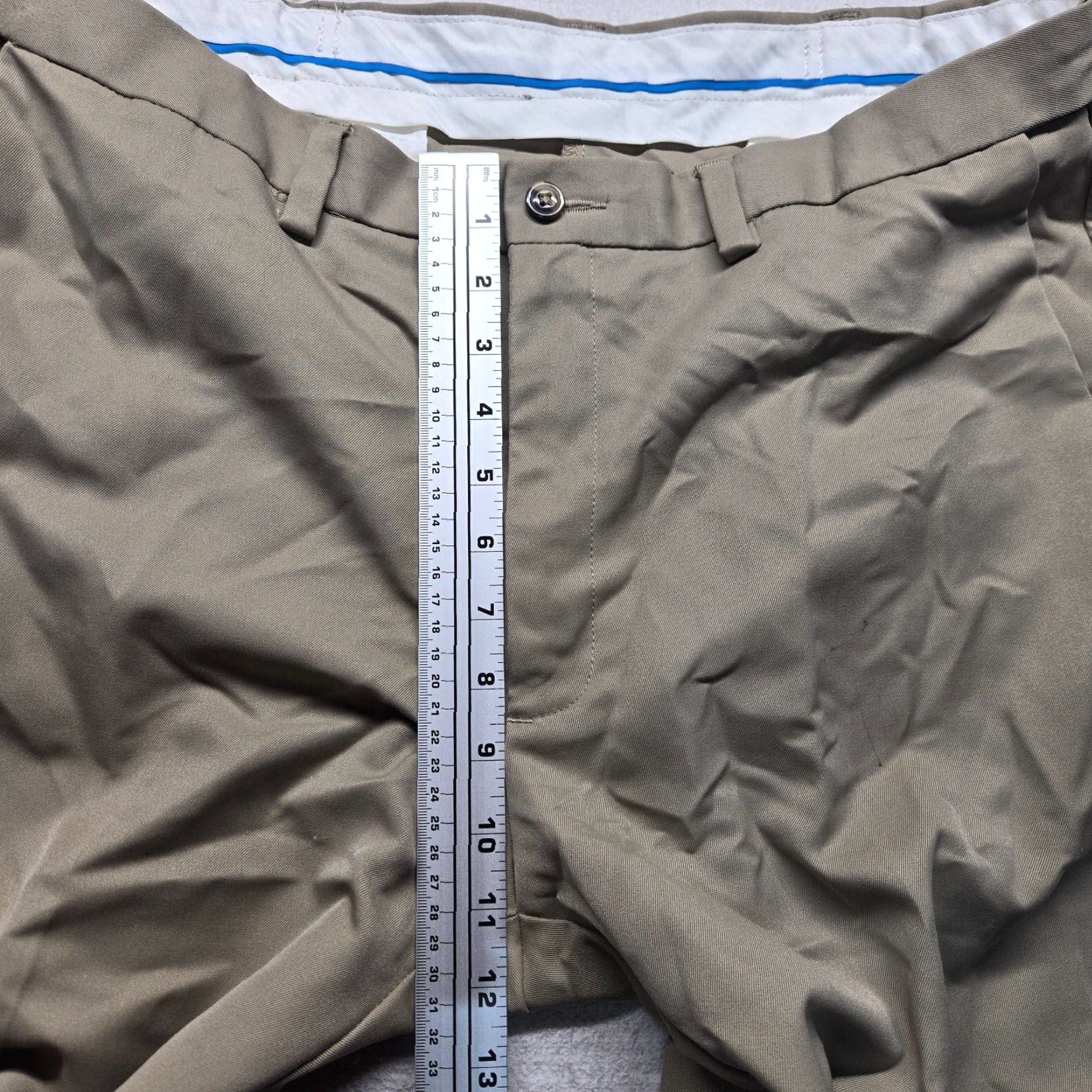 Haggar VINTAGE Haggar Dress Pants Men's Beige Khaki 36 x 29 Cotton Pleated Regular Straight Pockets 3860s Pants Mens Size US 36 / EU 52 - 5 Thumbnail