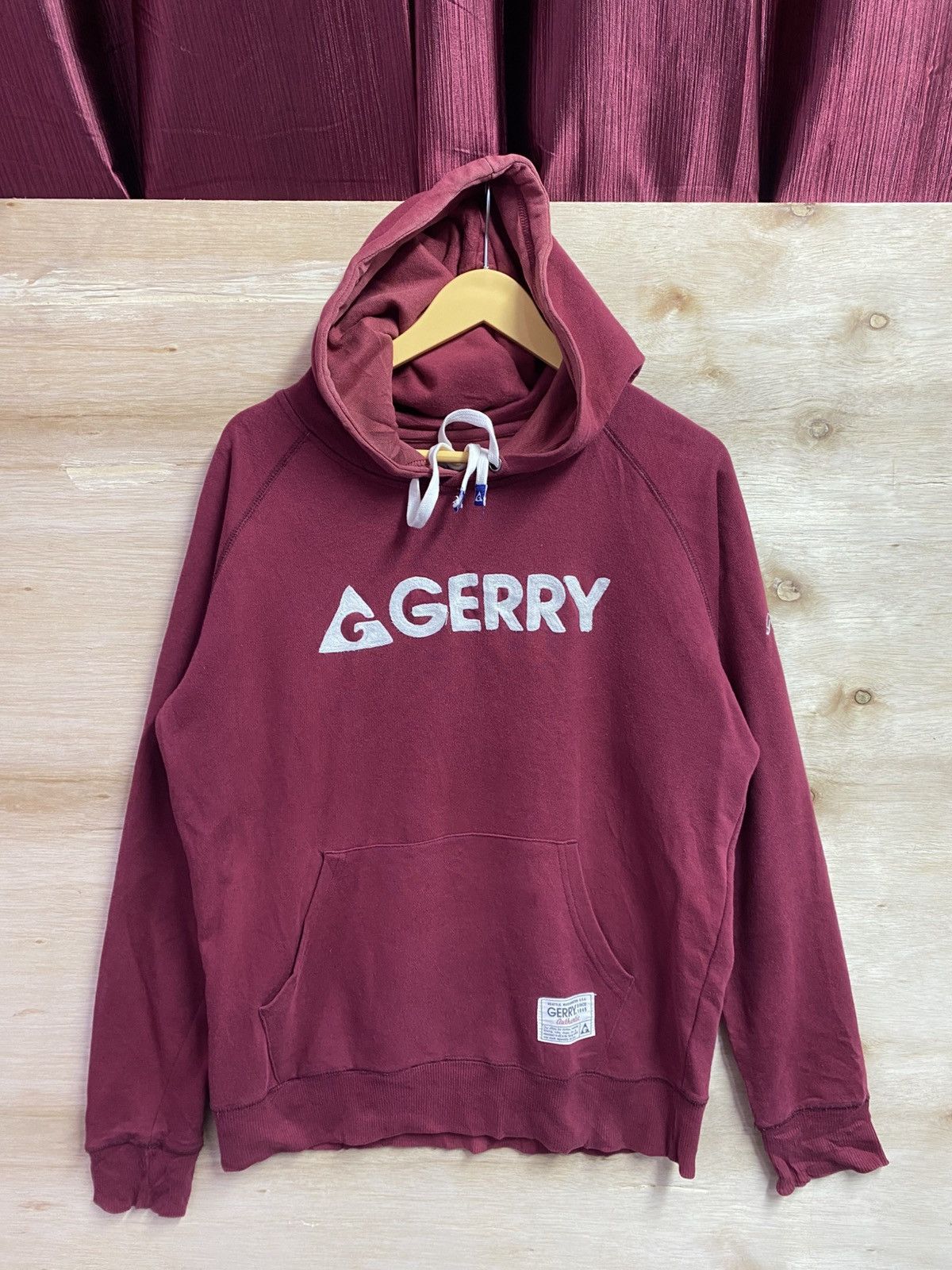 Other Gerry men's hoodie in a wine red color. Size US XL / EU 56 / 4 - 1 Thumbnail