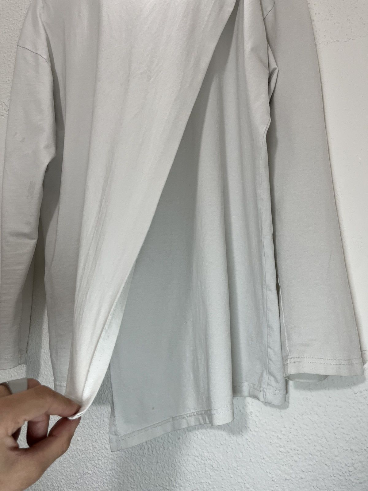 Other asymetrical crossed archive longsleeve Size US L / EU 52-54 / 3 - 4 Thumbnail