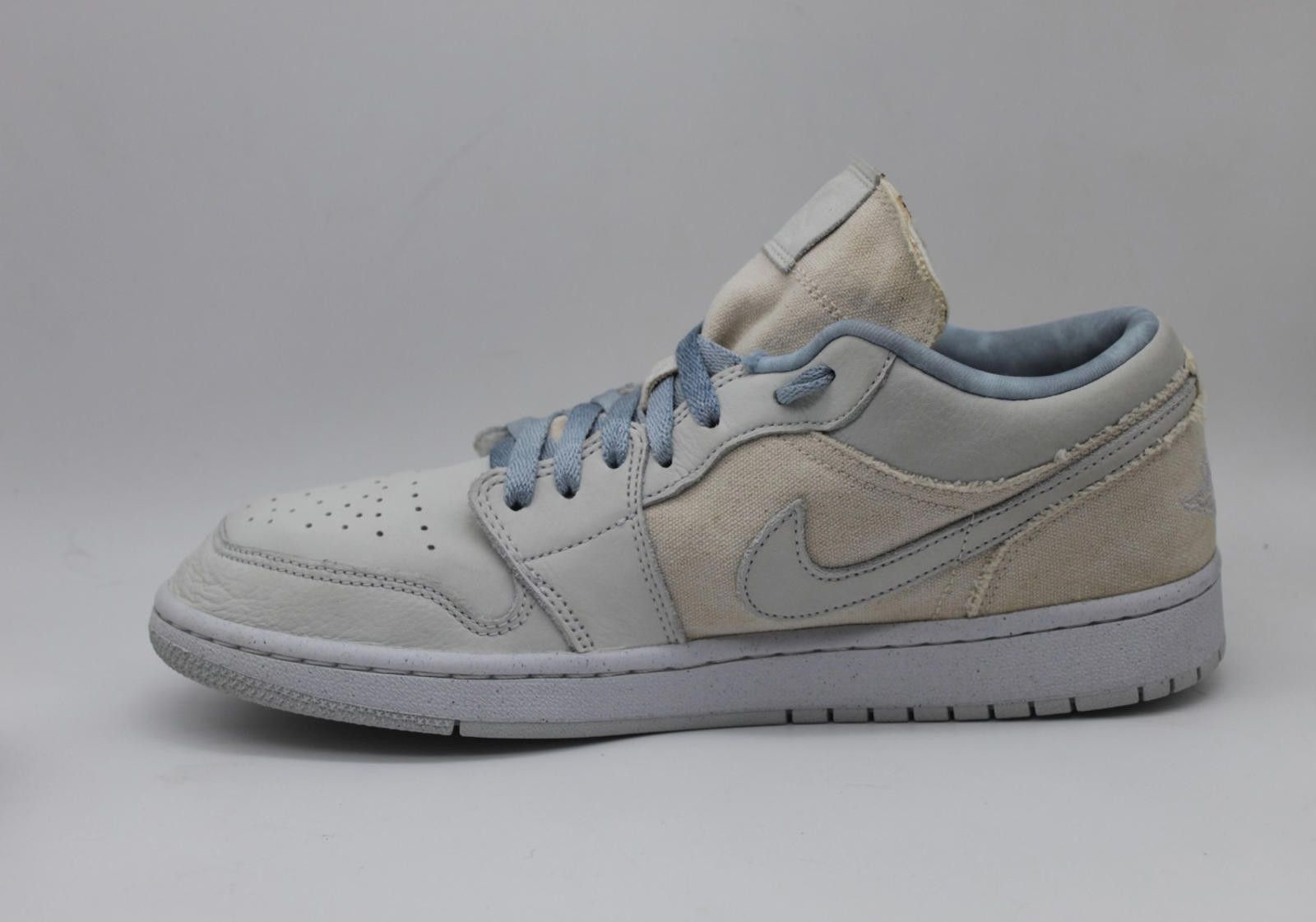 Jordan Brand Nike Air Jordan 1 Low SE Canvas Cream DQ4151-500 Size 12 Size US 12 / IT 42 - 6 Thumbnail