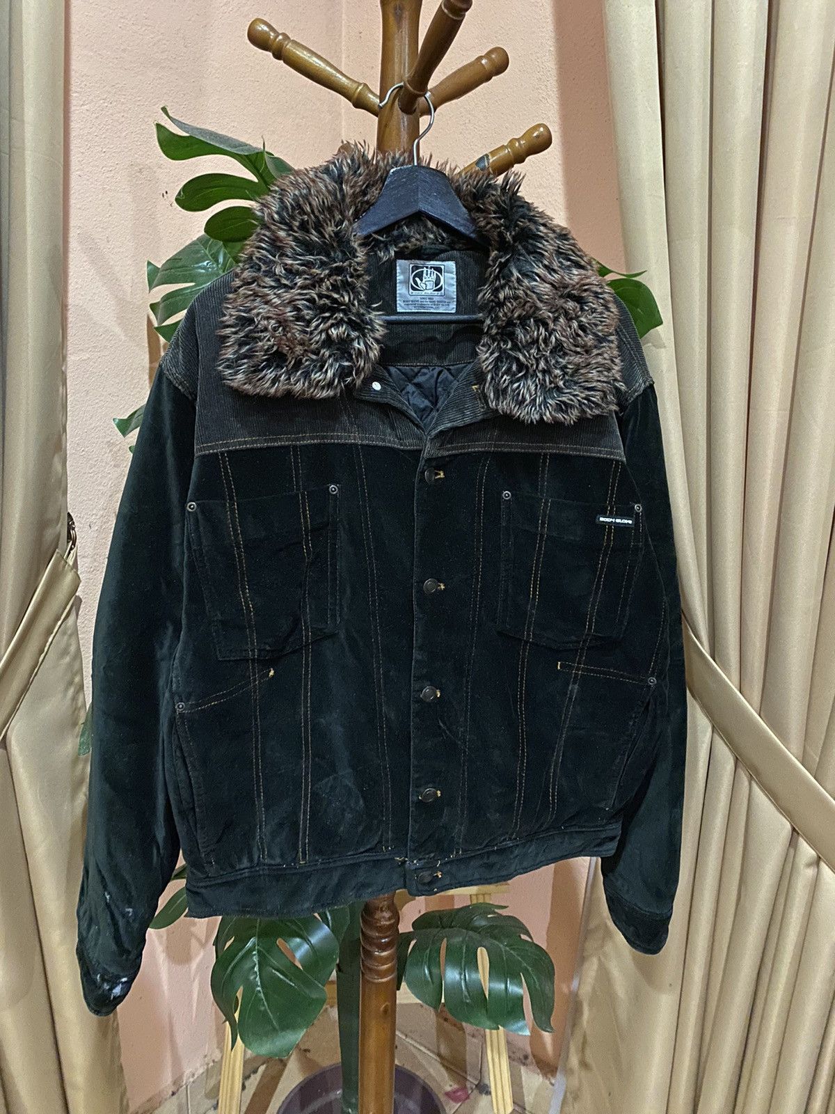 Body Glove Vintage Black Body Glove Corduroy Sherpa-Lined Jacket Size US M / EU 48-50 / 2 - 3 Thumbnail