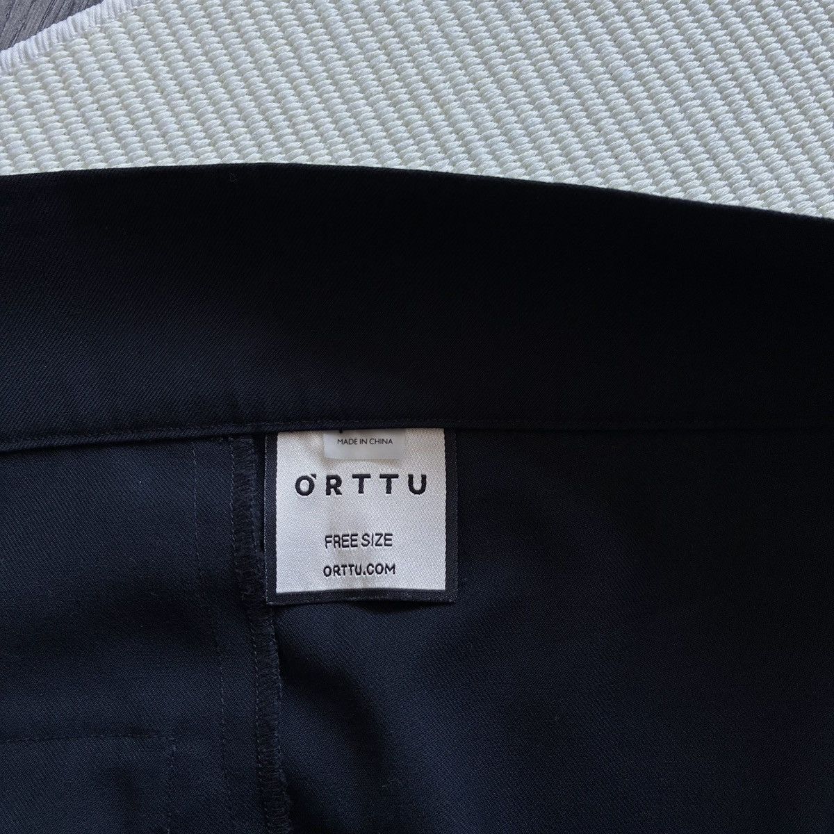 Other ORTTU Avant-Garde Free Size Anomalous Pants Size US 33 - 5 Thumbnail