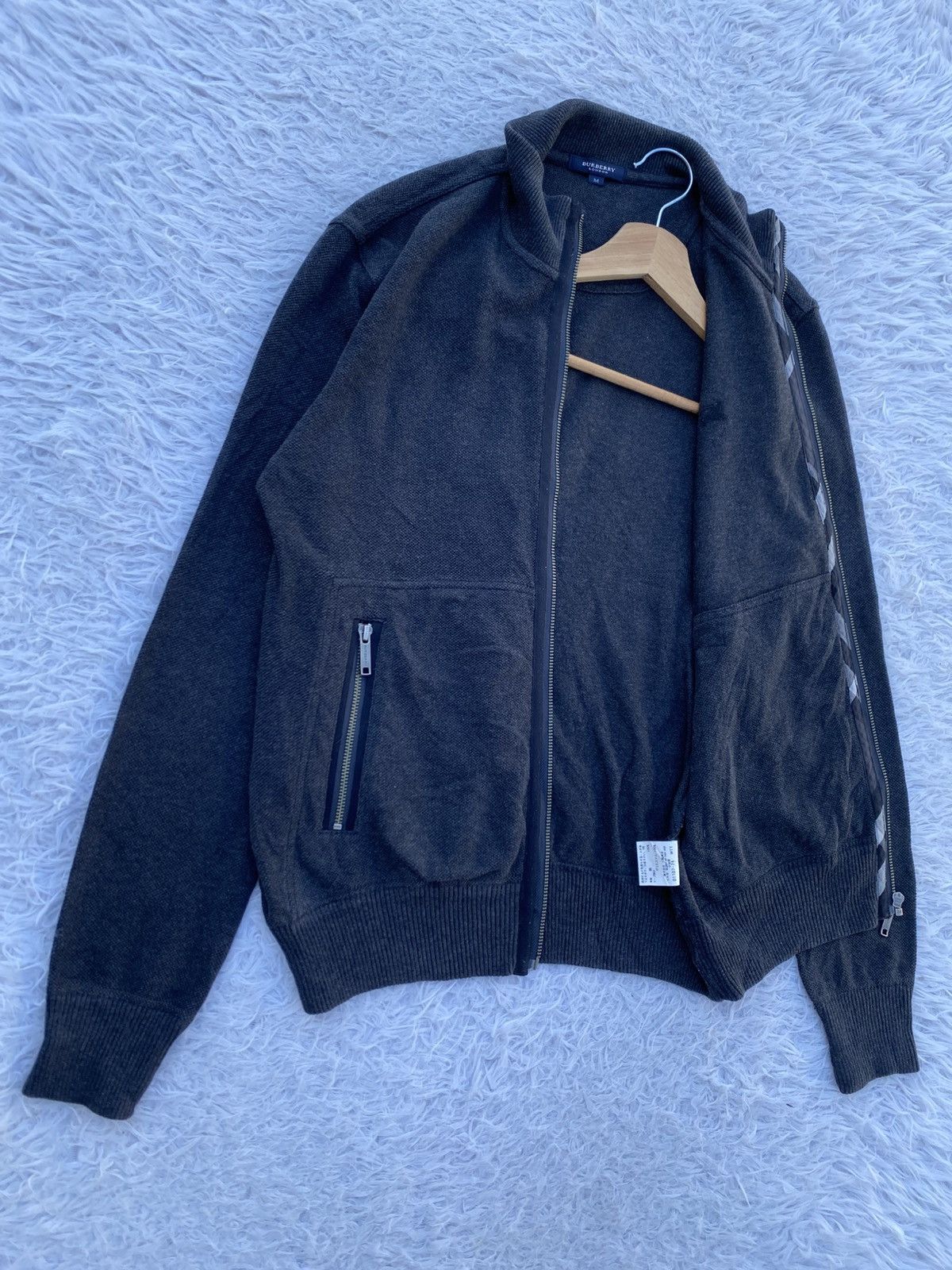 Burberry Rare Vintage Burberry London Zippered Front Pocket Sweater Size US S / EU 44-46 / 1 - 8 Thumbnail