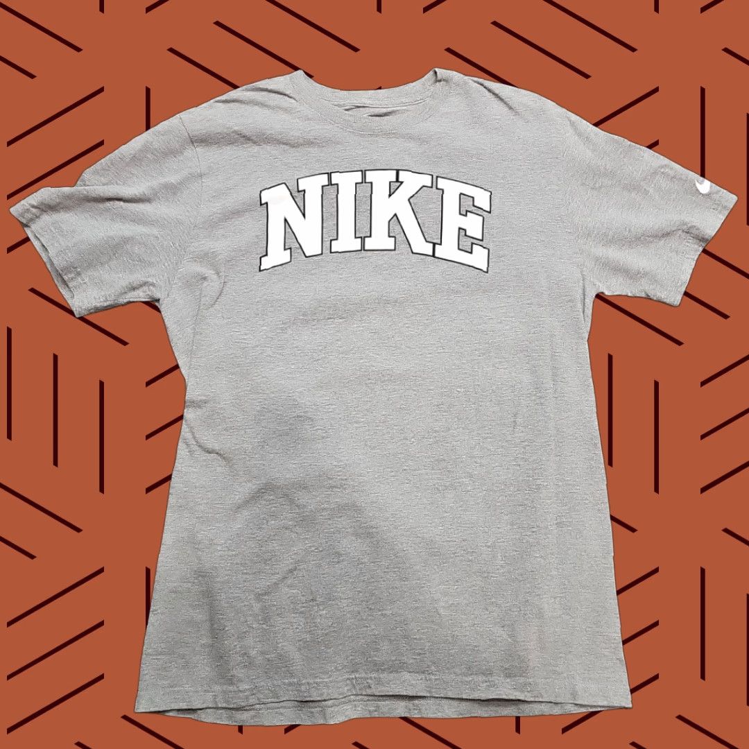 Nike Nike Tee Collage Arch T-shirt Men Large Grey Athletic Cut Street Shirt Size US L / EU 52-54 / 3 - 1 Thumbnail