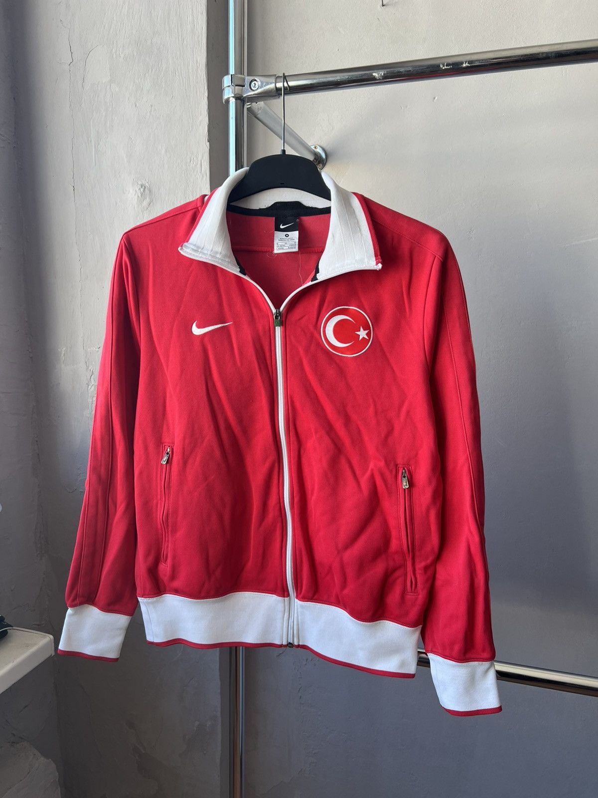 Nike TURKEY TEAM 2010/11 TRAINING NIKE SOCCER FOOTBALL ZIP JACKET Size US M / EU 48-50 / 2 - 3 Thumbnail