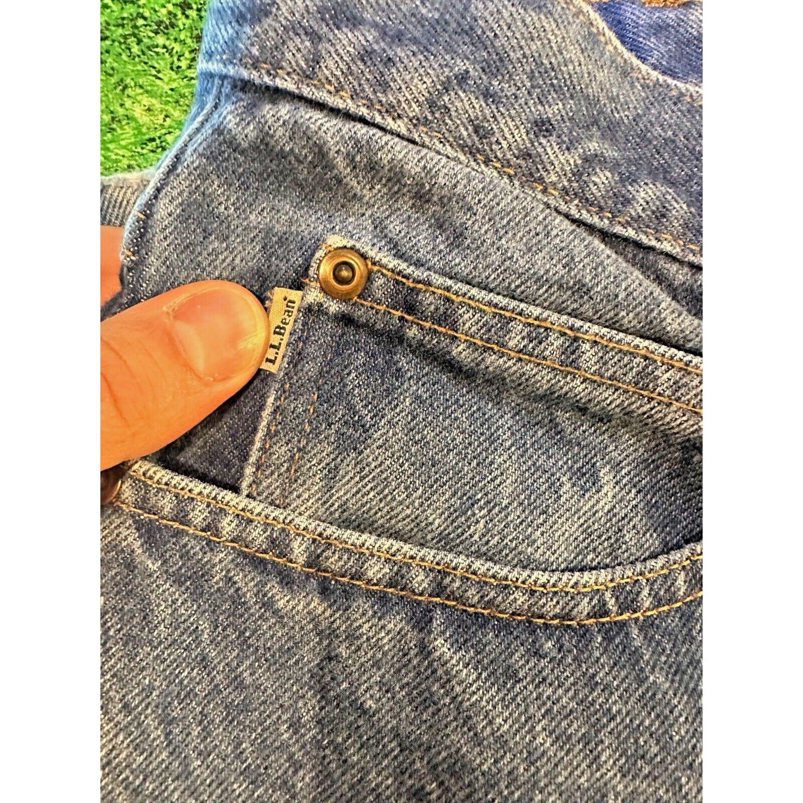 L.L. Bean LL Beans Relaxed Fit Denim Jeans 34x32 Medium Wash Vintage Size US 34 / EU 50 - 4 Thumbnail