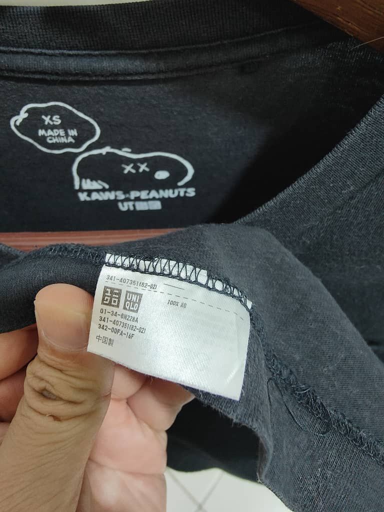 Kaws × Peanuts × Uniqlo vintage KAWS x Uniqlo x Peanuts Snoopy Pocket Tee Size US S / EU 44-46 / 1 - 6 Thumbnail