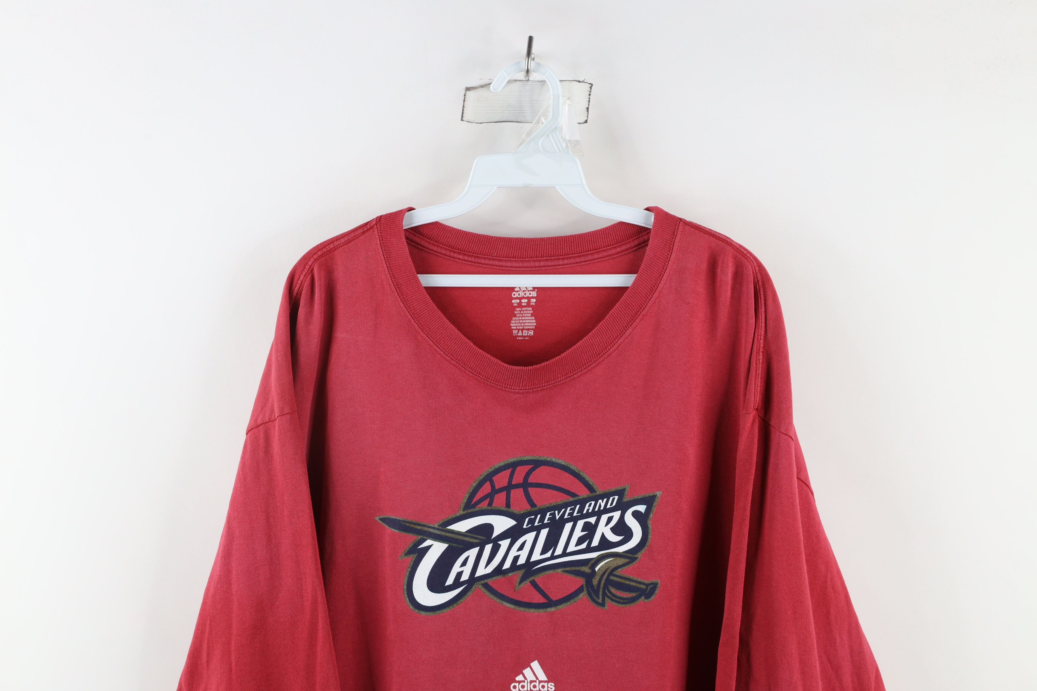 Adidas × Vintage Vintage Adidas Cavaliers Basketball Long Sleeve T-Shirt Size US XXL / EU 58 / 5 - 2 Thumbnail