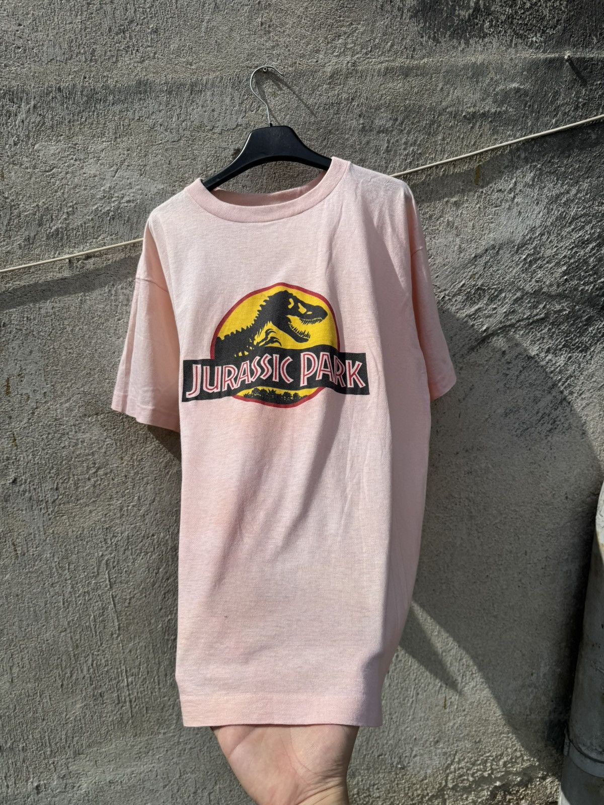 Other 90s Vintage Jurassic Park Single Stitch Movie Pink Tie Dye Size US L / EU 52-54 / 3 - 14 Thumbnail