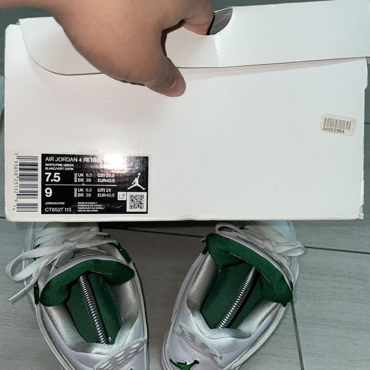 Jordan Brand Jordan 4 Metallic Green Mens size 7.5 Size US 7.5 / EU 40-41 - 12 Thumbnail