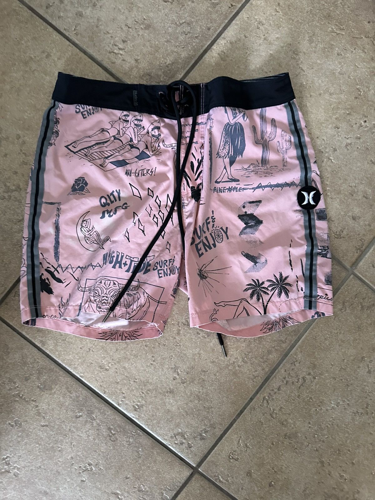 Hurley light pink mens hurley board shorts Size US 29 - 1 Thumbnail