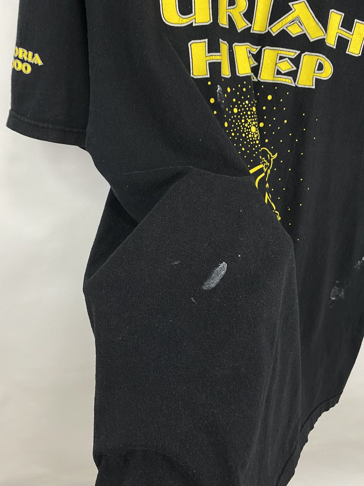 Band Tees Vintage 2000 Uriah Heep Astoria Concert T-Shirt Rare Retro Size US XL / EU 56 / 4 - 7 Thumbnail