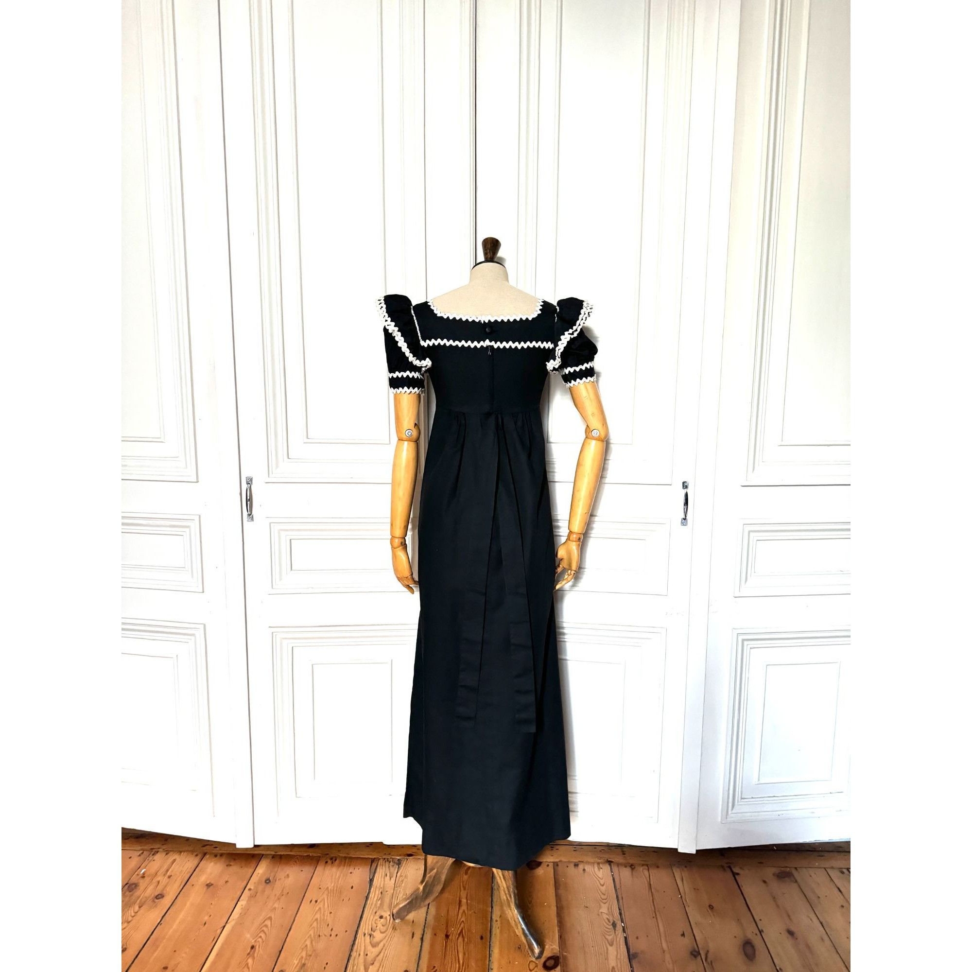 Yves Saint Laurent 1977 Black Cotton Paysanne Dress Size XS / US 0-2 / IT 36-38 - 3 Thumbnail