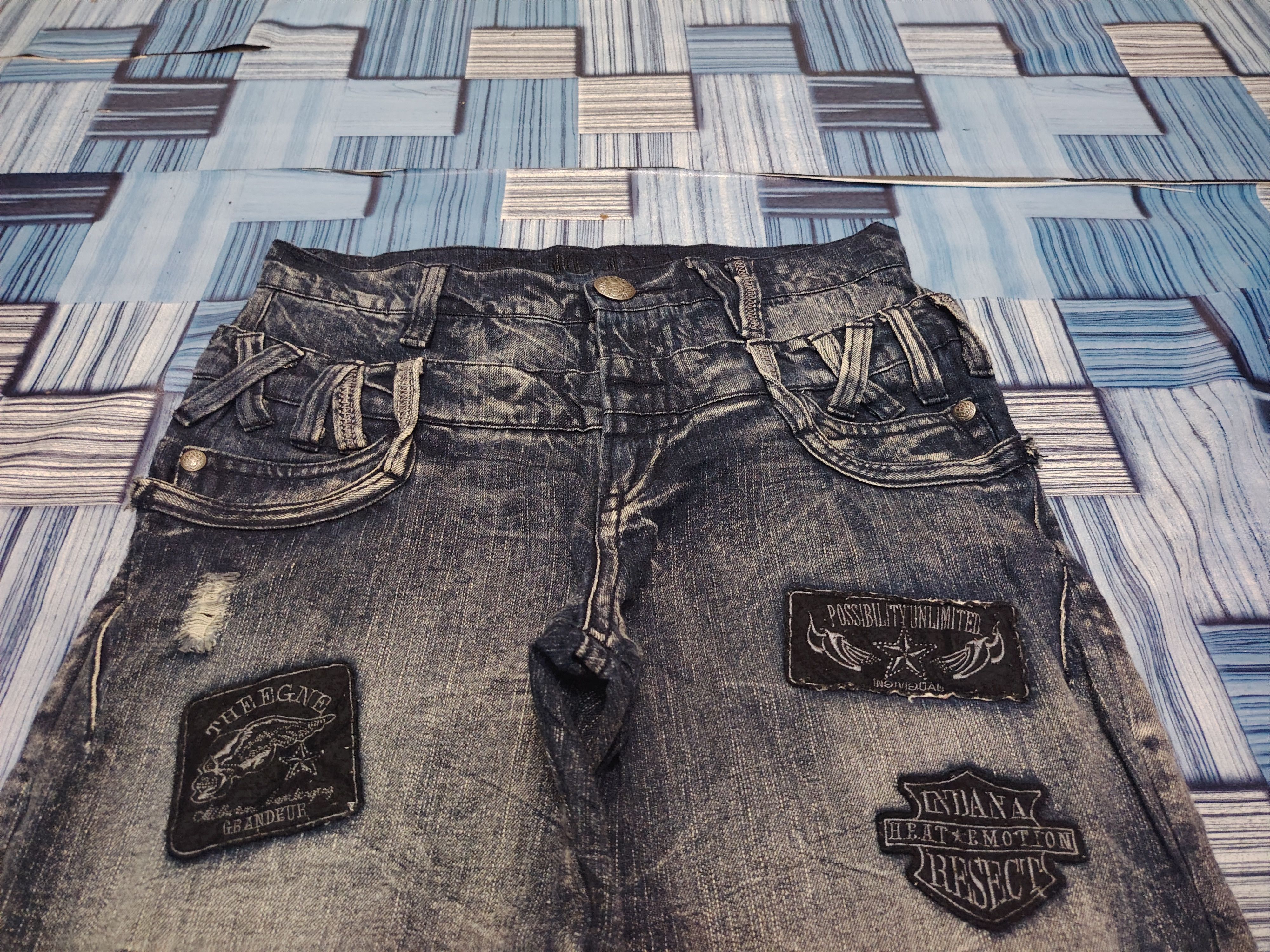 Who Decides War Japanese Originalstyle Double Waist Distressed jeans Patches Size US 30 / EU 46 - 7 Thumbnail