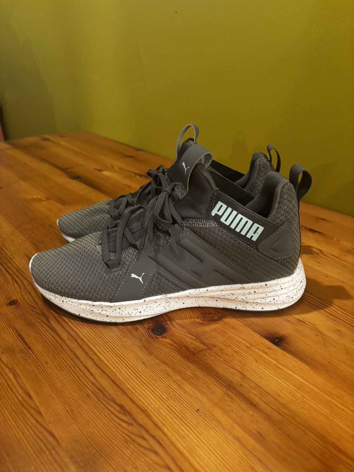 Puma Women’s running shoes0401 Size US 8 / IT 38 - 2 Thumbnail