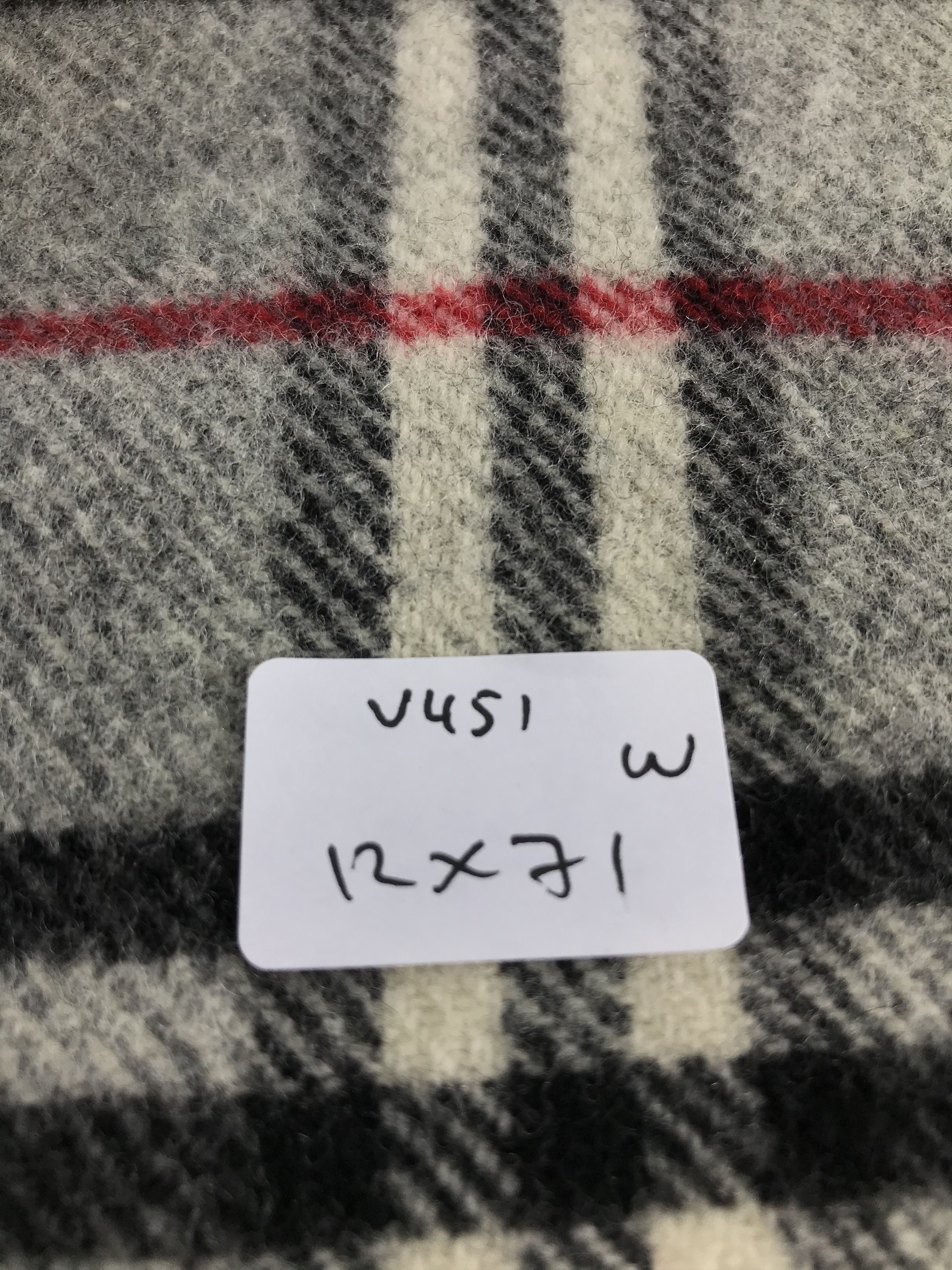 Burberry Burberrys Nova Check Grey Wool Scarf Muffler V451 Size ONE SIZE - 8 Thumbnail