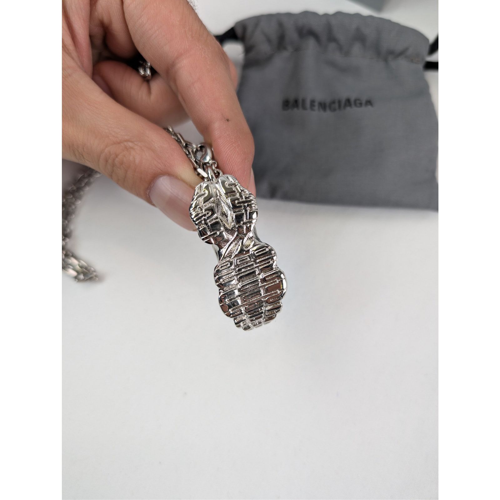 Balenciaga o1rshd1 Q:2 / Size: OS / Shoe Keychain in Silver-Tone Brass Size ONE SIZE - 12 Thumbnail