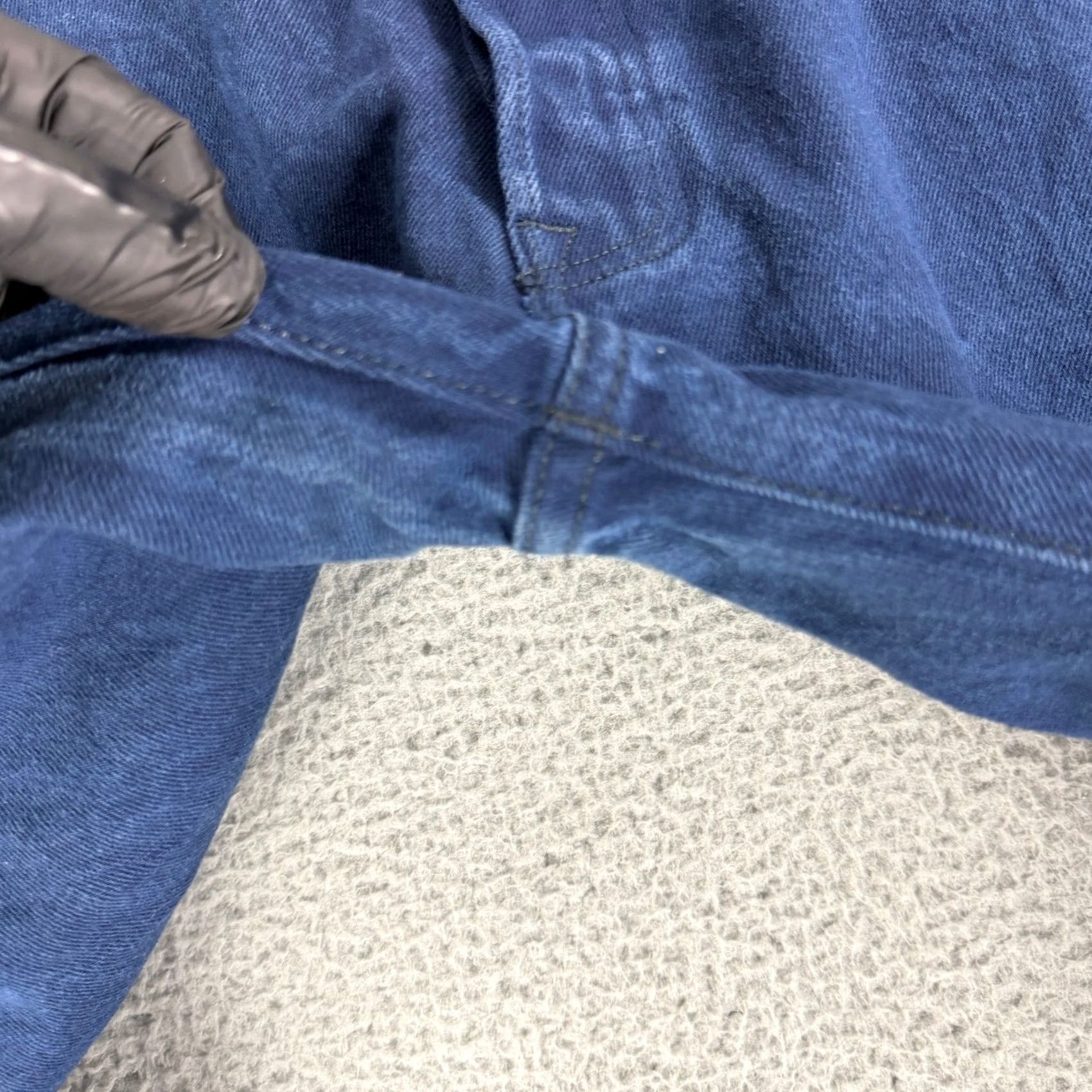 Levi's VINTAGE Levis 501 Original Fit Jeans Mens 36x30 Blue Straight Leg Button Fly Denim Size US 36 / EU 52 - 4 Thumbnail