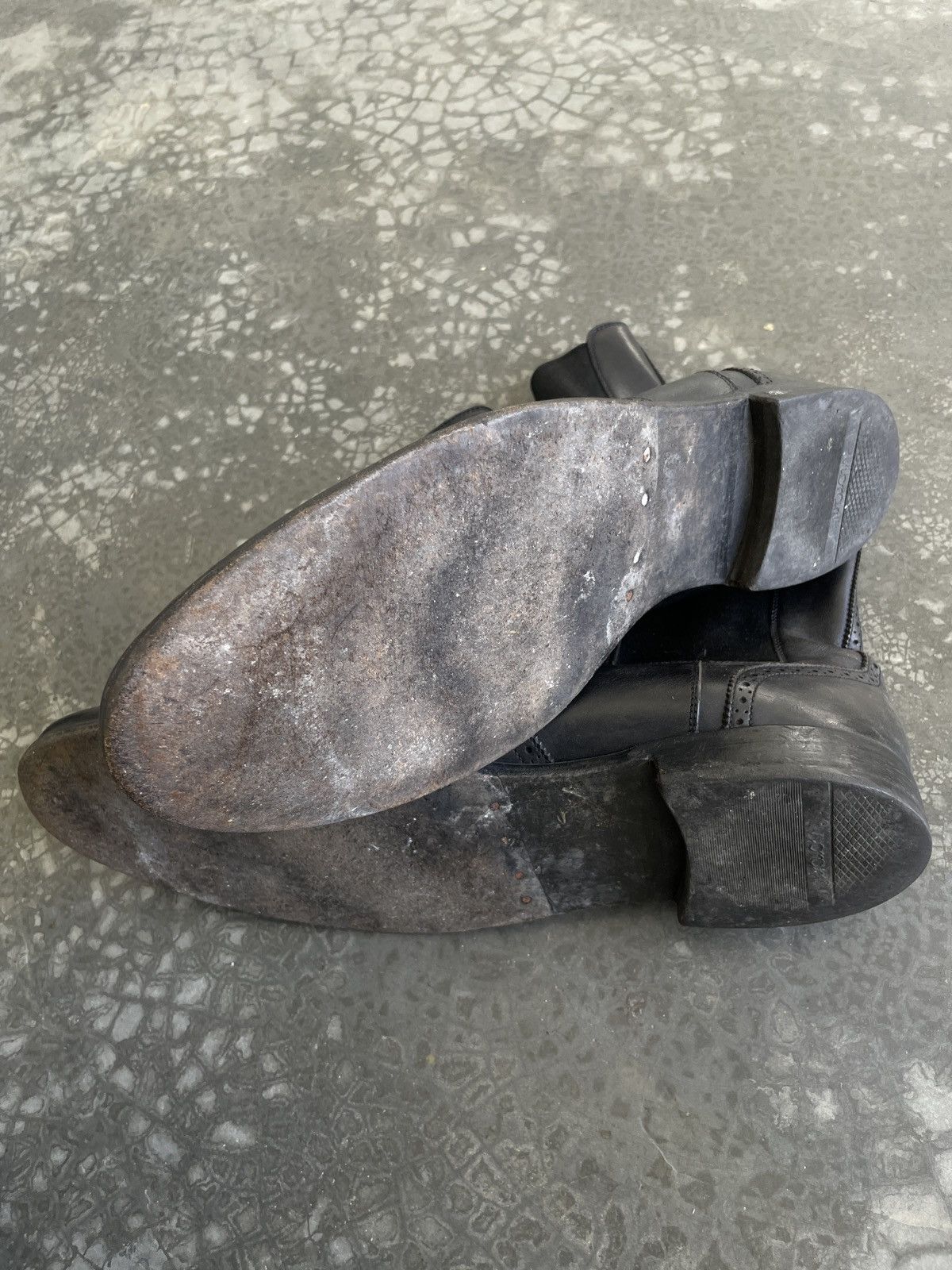 Designer Vintage Louis Vuitton Wing Tip Black Leather Chelsea Boots Size US 11 / EU 44 - 5 Thumbnail