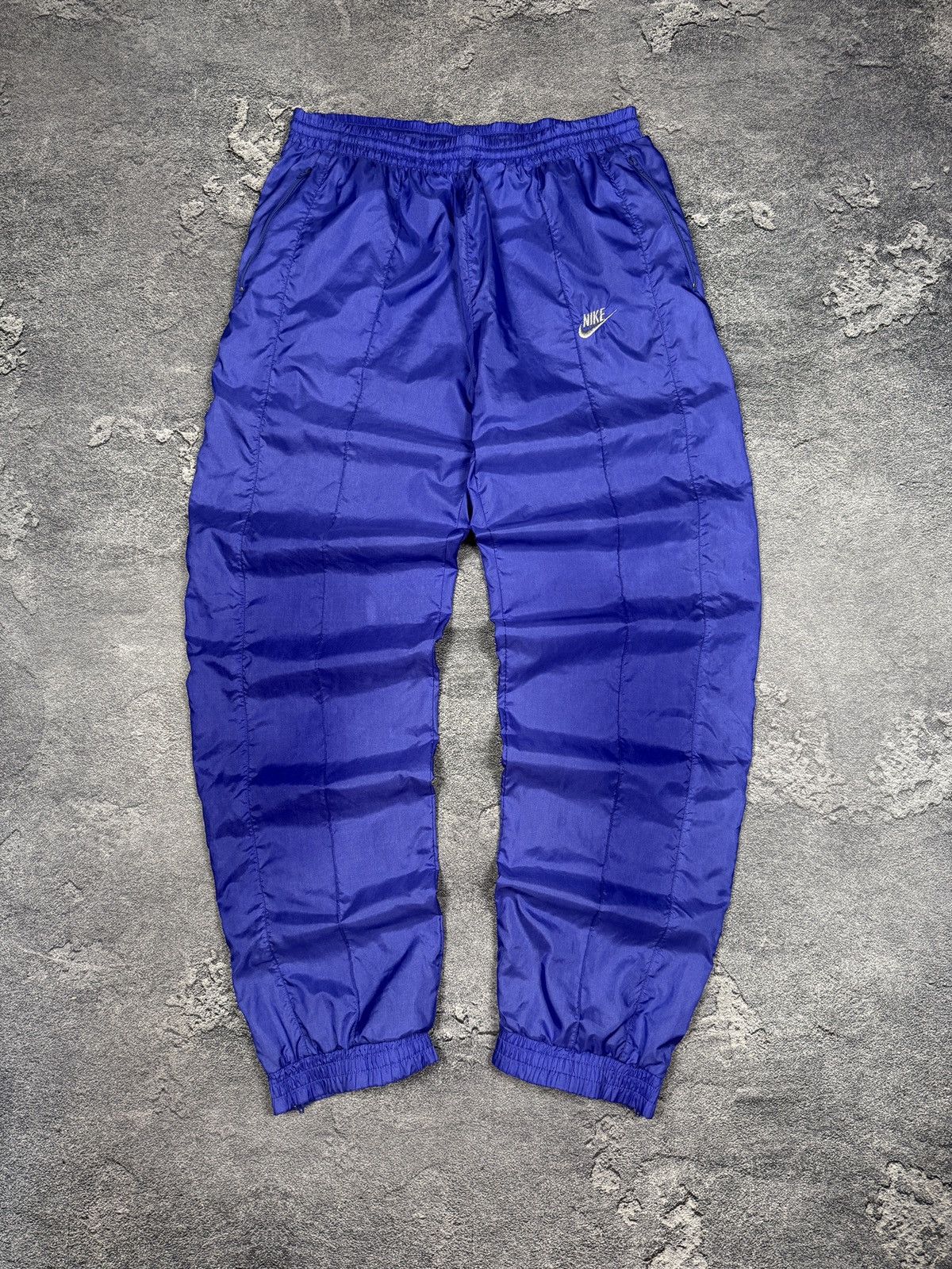 Vintage Vintage Nike track pants nylon purple 90s (size M) Size US 35 - 1 Thumbnail