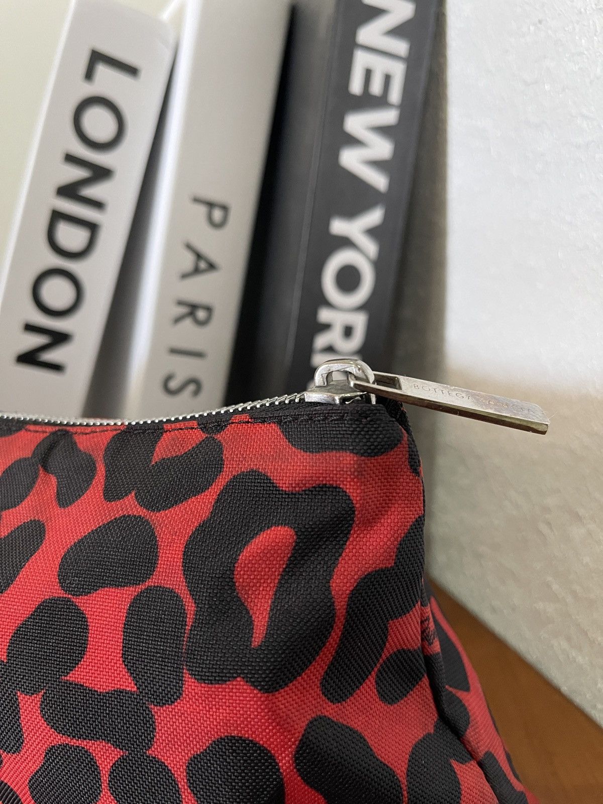 Bottega Veneta Bottega Veneta Nylon Print Clutch Bag Size ONE SIZE - 9 Thumbnail
