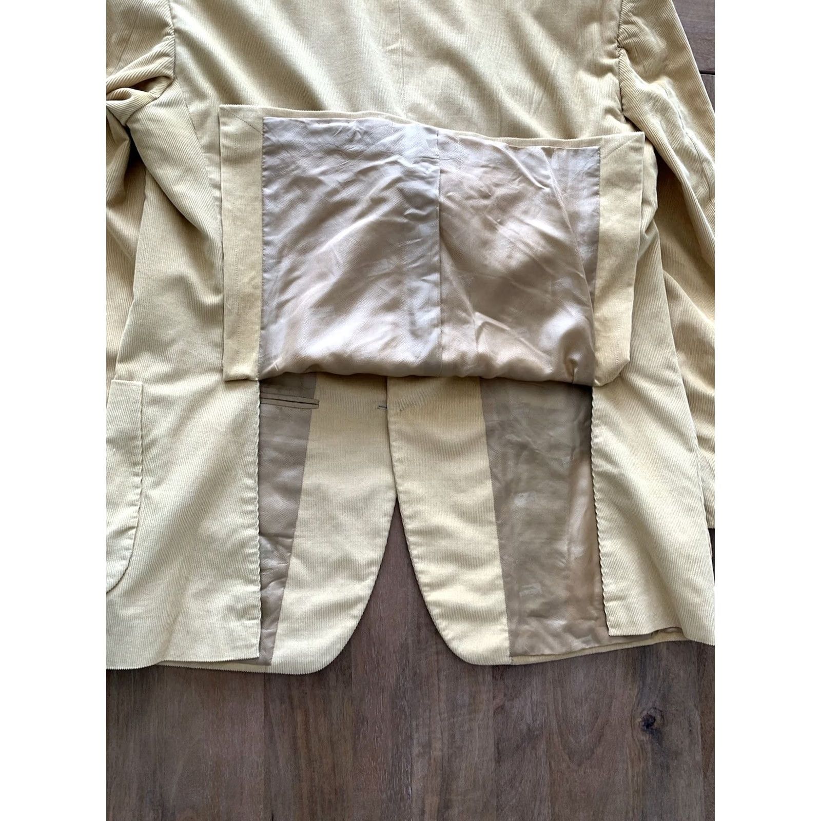 Vintage Larusmiani Milano Corduroy Jacket Luxury Designer Mens 54 (44R US) Yellow Sport Coat Classic Italian Size US S / EU 44-46 / 1 - 6 Thumbnail