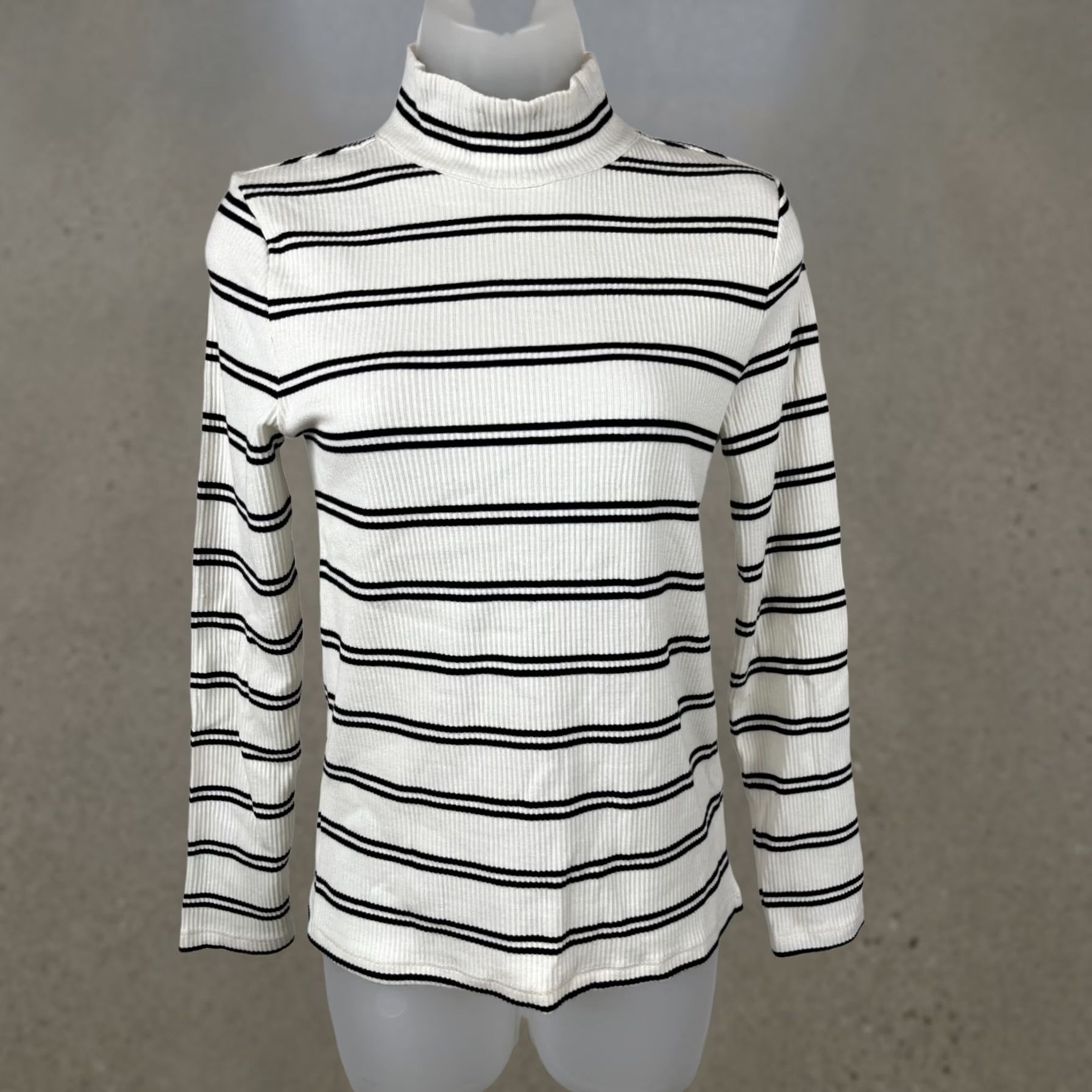 Talbots Talbots Petite Top Womens MP White Black Stripe Ribbed Mock Neck Long Sleeve Size M / US 6-8 / IT 42-44 - 1 Thumbnail